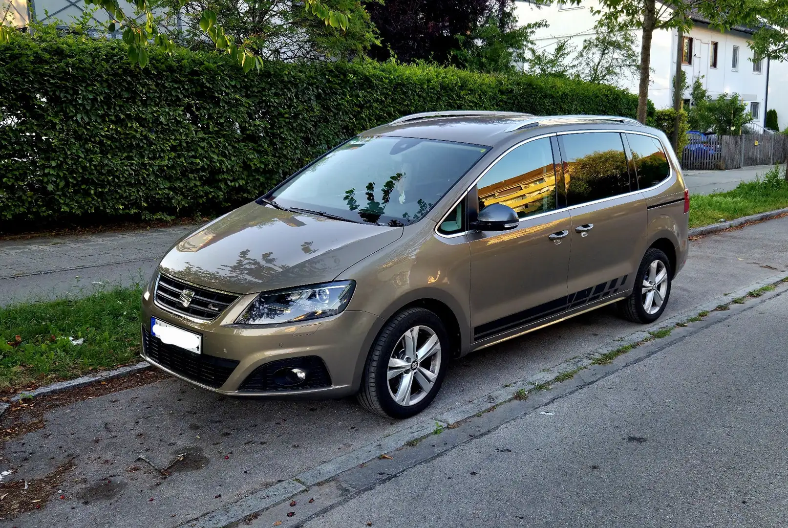 SEAT Alhambra 2.0 TDI Start & Stop 4Drive DSG FR-Line Gold - 1