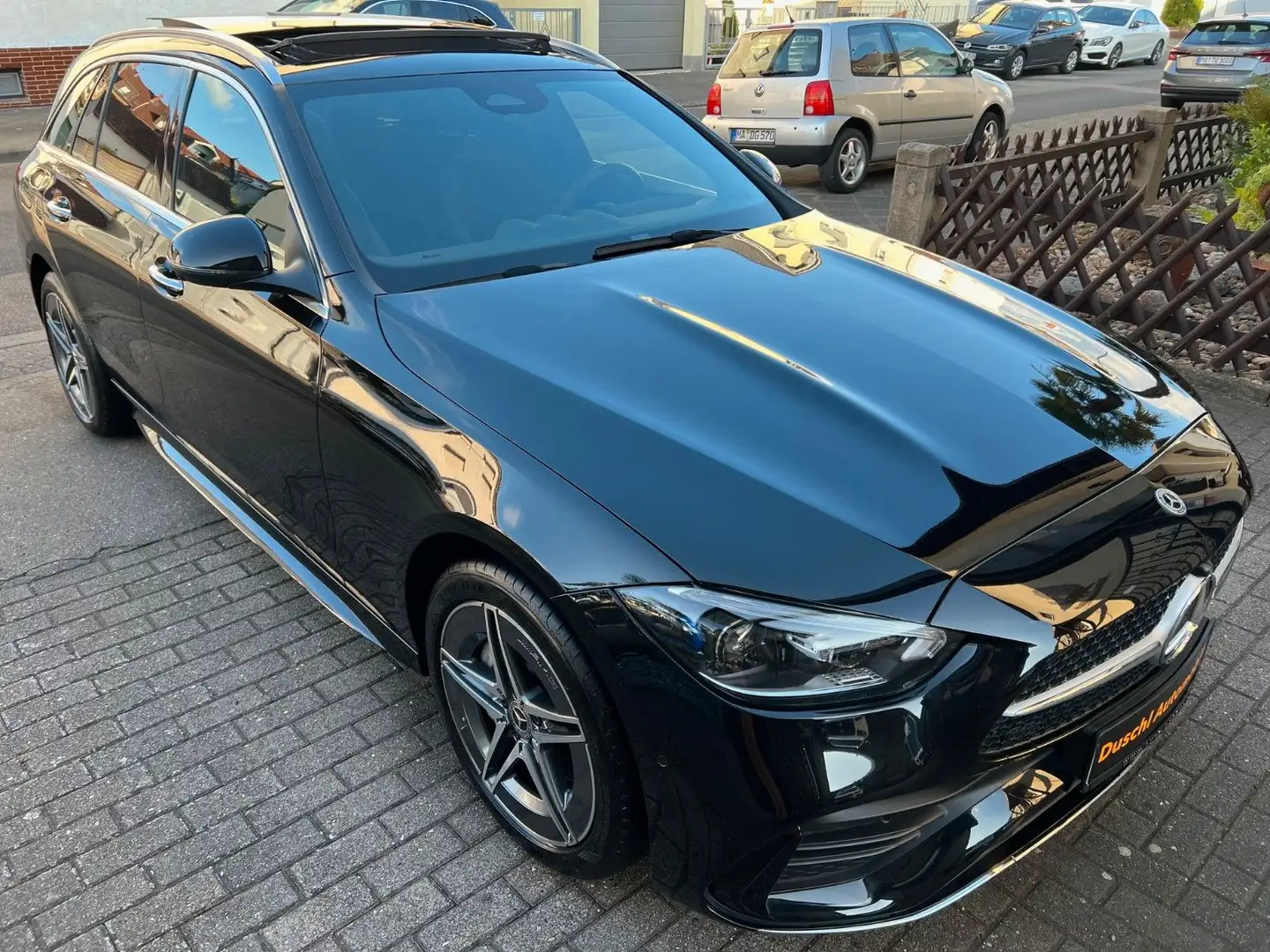 Mercedes-Benz C 300 e T AMG! PANO! DIST.! AHK! 360°! DIGITAL! Noir - 2
