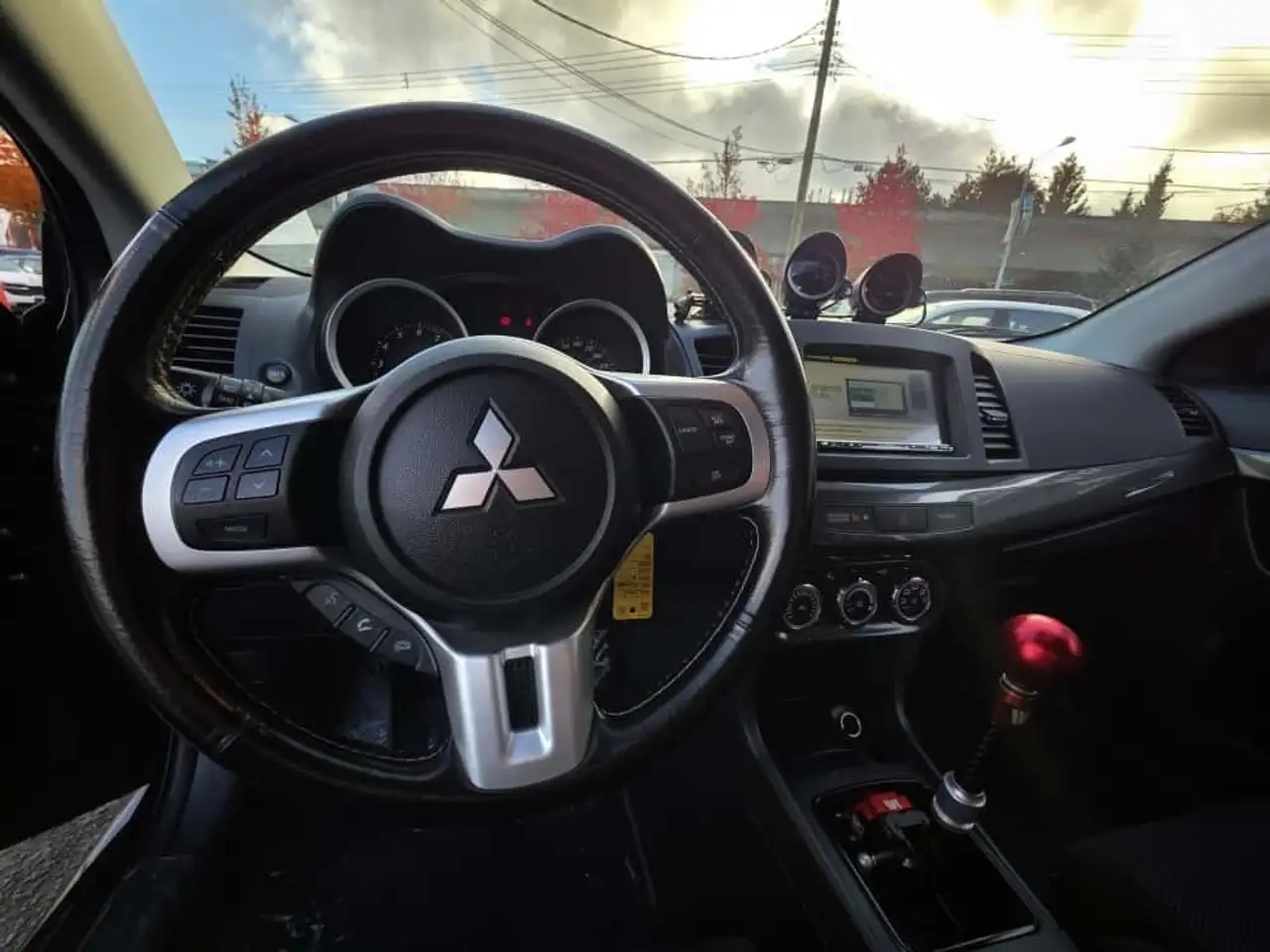 Mitsubishi Lancer снимка Mitsubishi Lancer