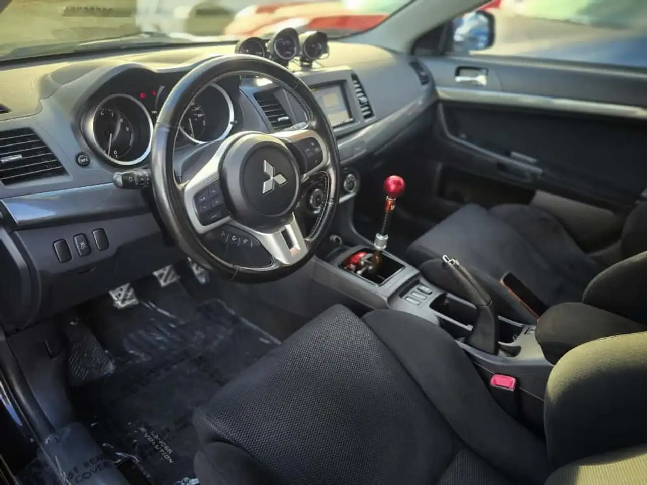 Mitsubishi Lancer снимка Mitsubishi Lancer