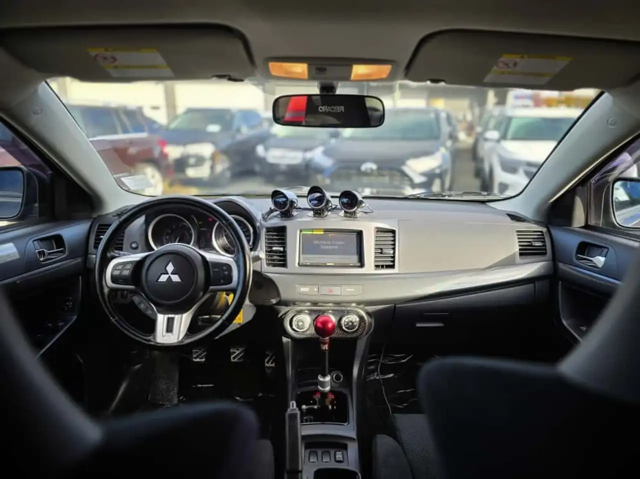 Mitsubishi Lancer снимка Mitsubishi Lancer