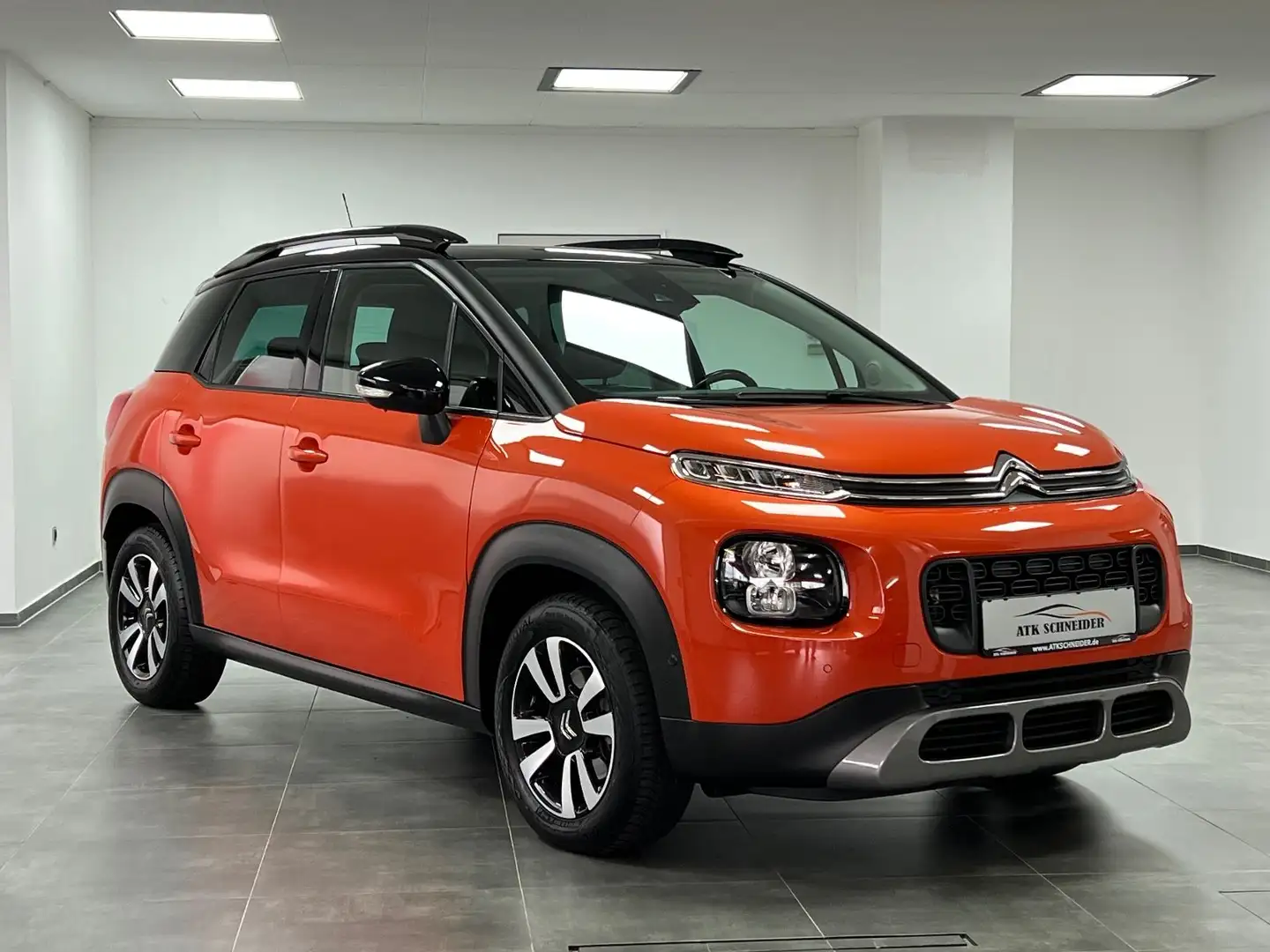 Citroen C3 Aircross Shine/NAVI/PANO/KAM/AHK/CARPLAY/SHZ Orange - 1