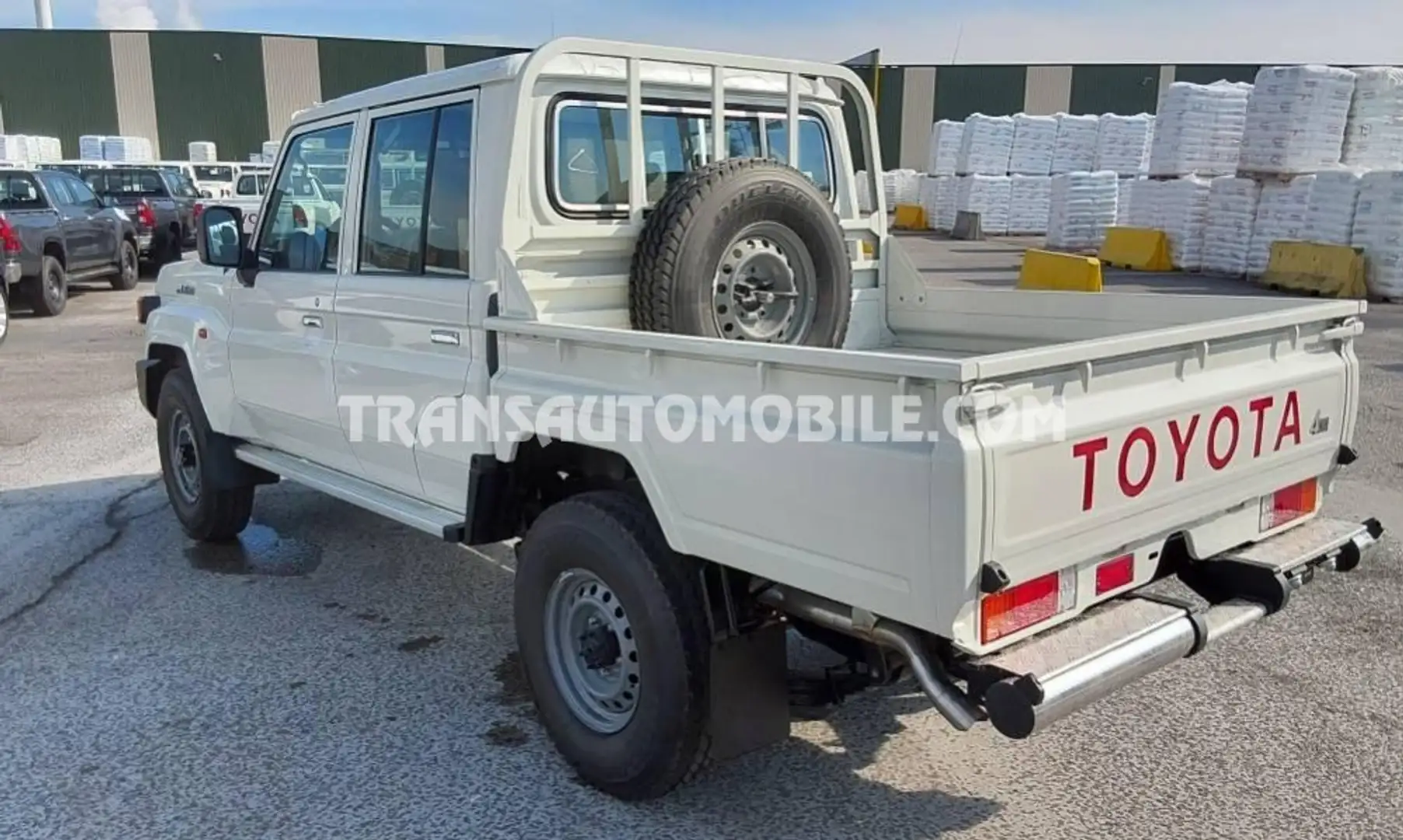 Toyota Land Cruiser GDJ 79 DOUBLE CABIN - EXPORT OUT EU TROPICAL VERSI Bílá - 2