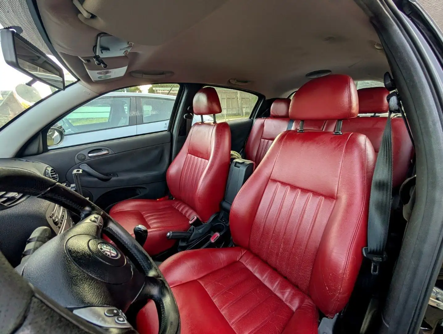 Alfa Romeo 147 1.6 Twin Spark ECO Distinctive - 1