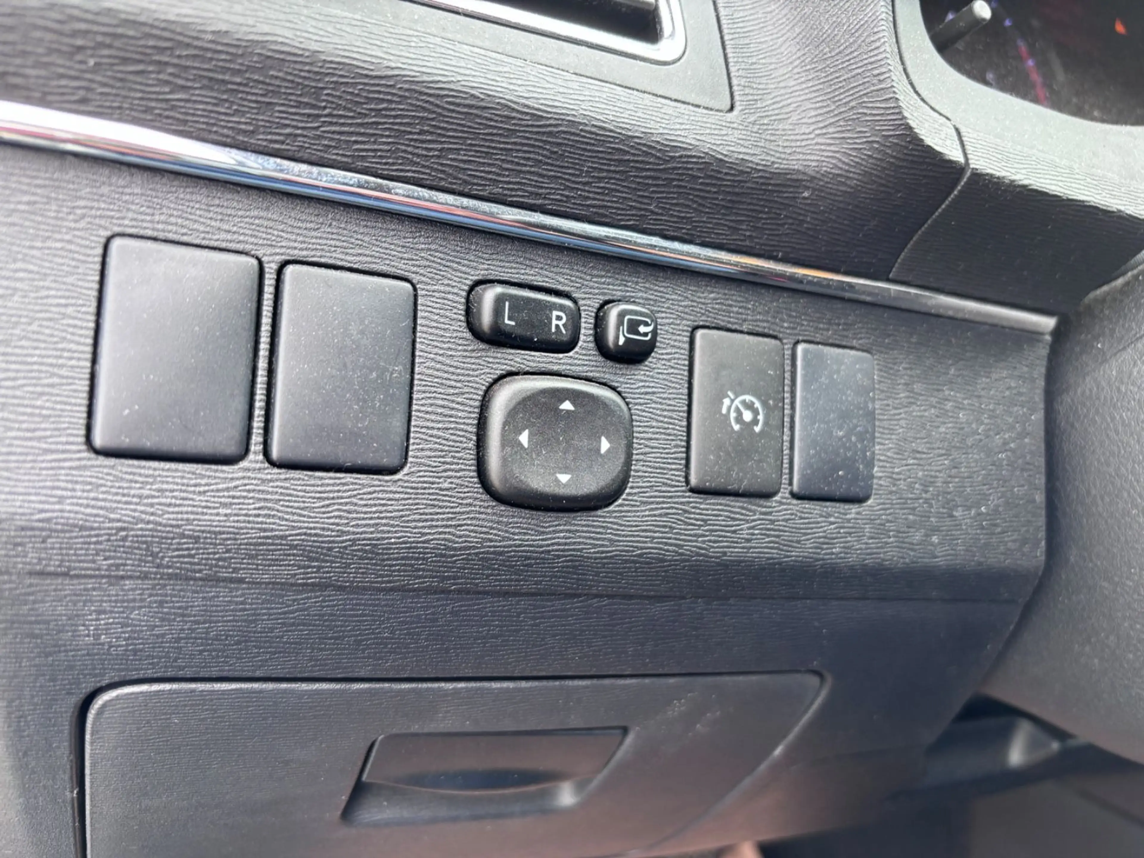 Toyota Avensis 2,2 D-4D 150 Kombi Edition*Navi/1.Hand* — photo 12
