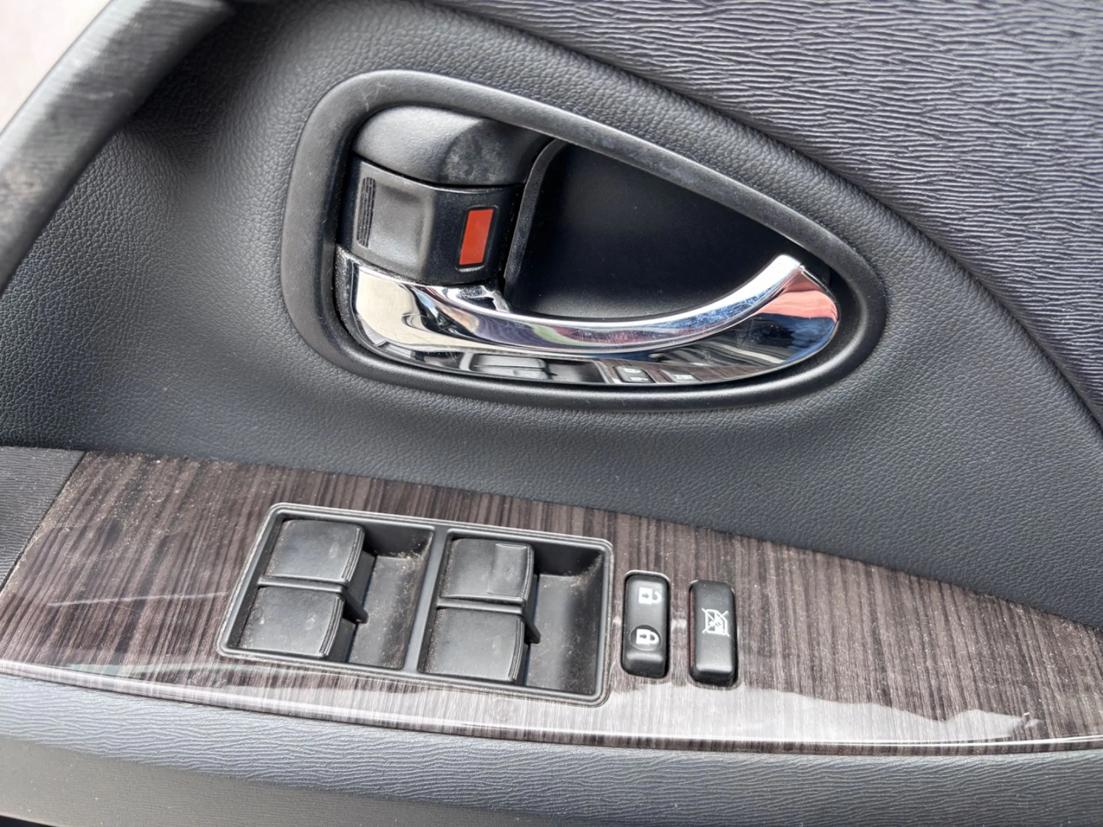 Toyota Avensis 2,2 D-4D 150 Kombi Edition*Navi/1.Hand* — photo 11