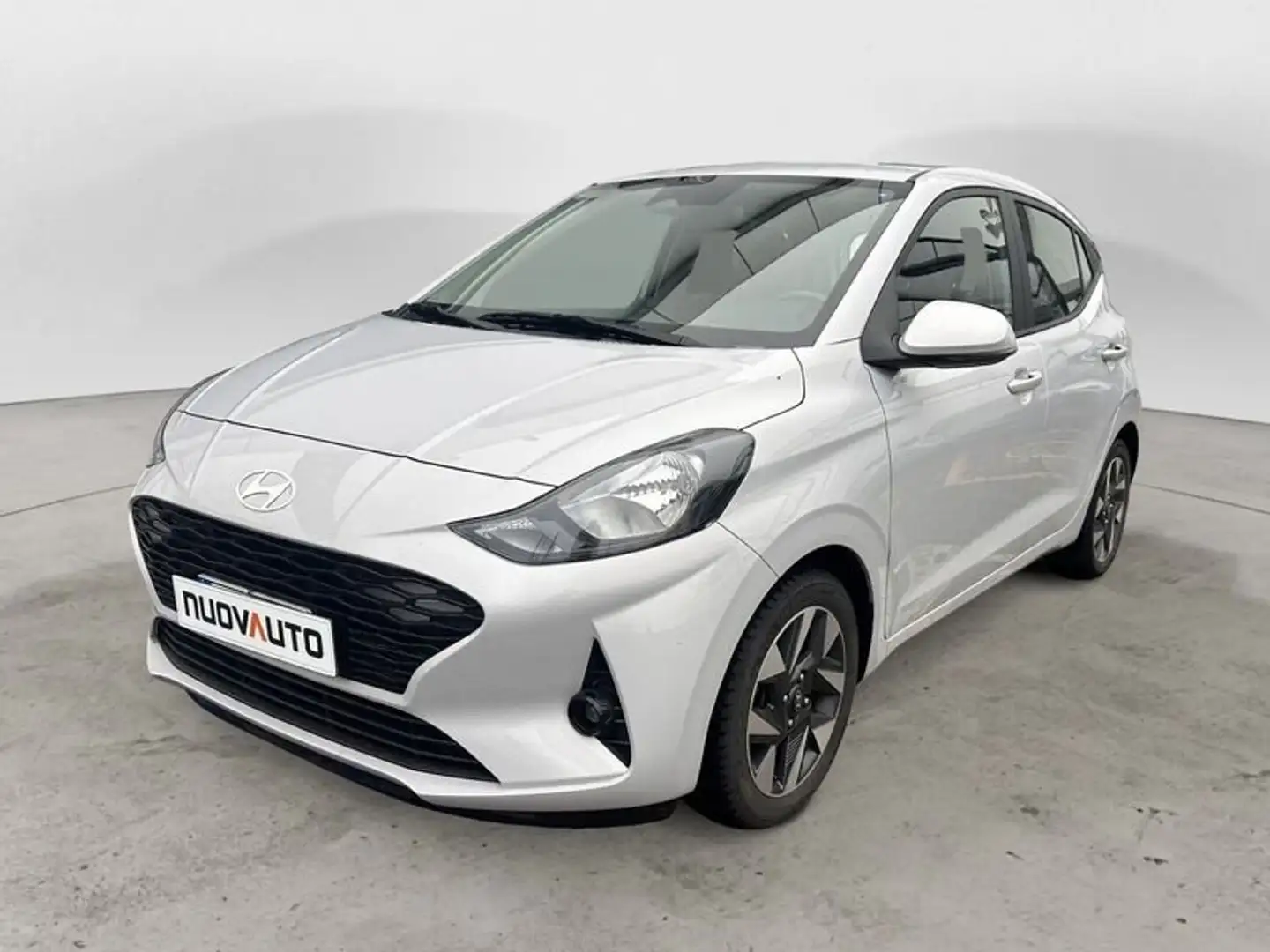 Hyundai i10 1.0 Connectline 67cv Gar. Hyundai 10/2028 Gris - 1