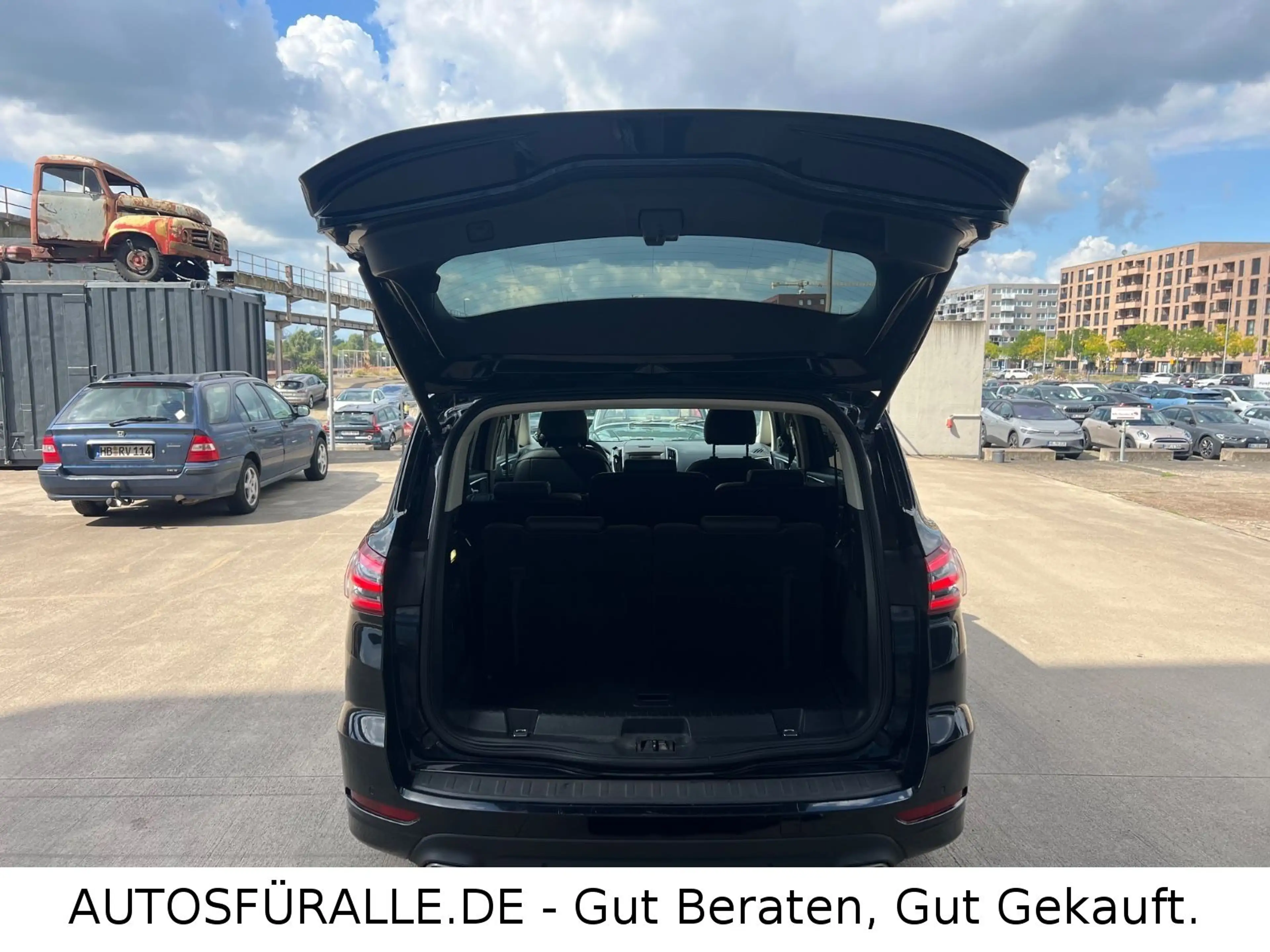Ford S-Max S-MAX*Titanium*7Sit.*Pano*Leder*Autom.*SH* — photo 15