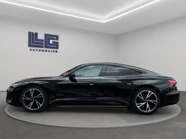 Audi E-Tron GT view 7