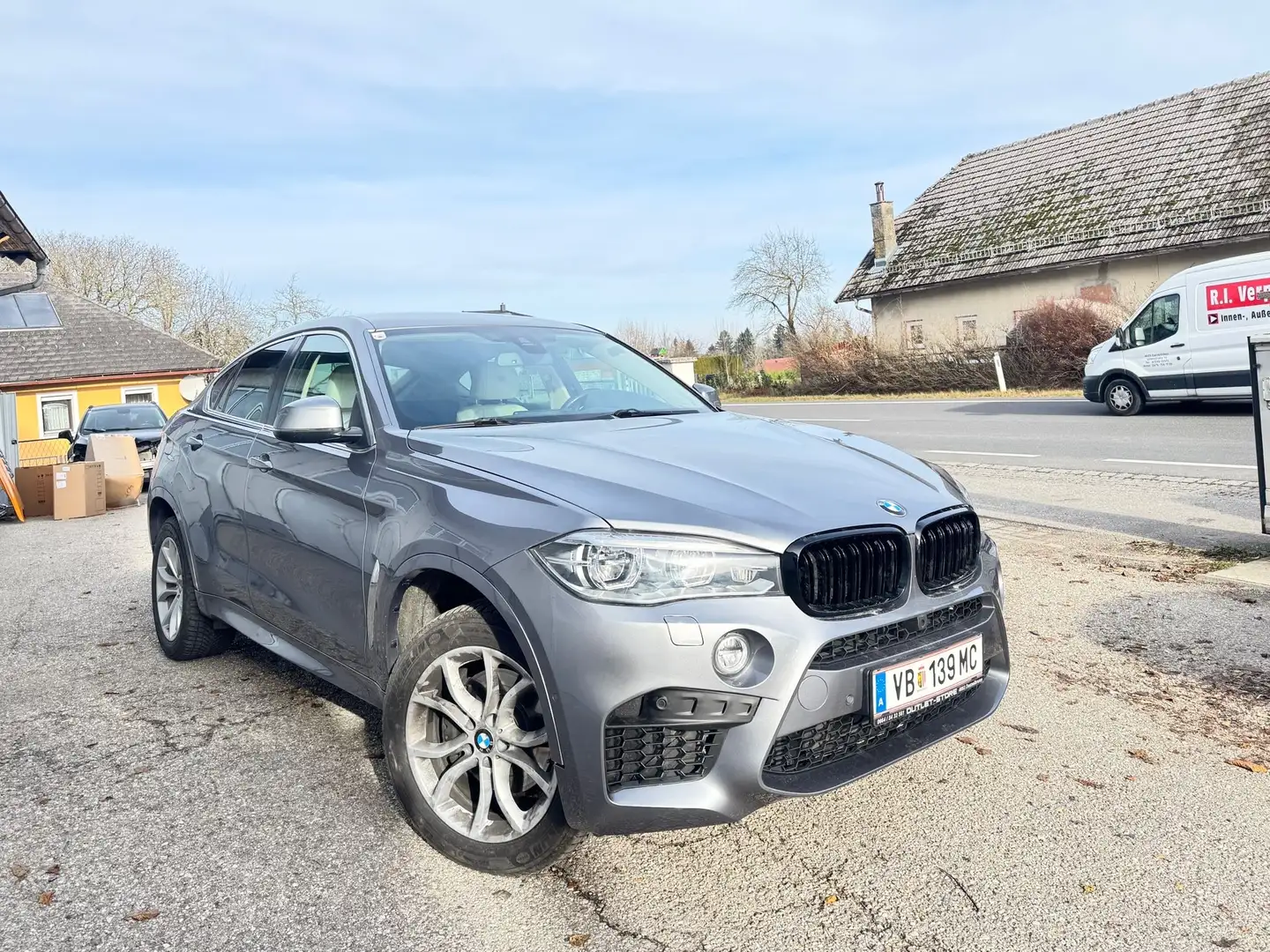 BMW X6 xDrive40d - 1