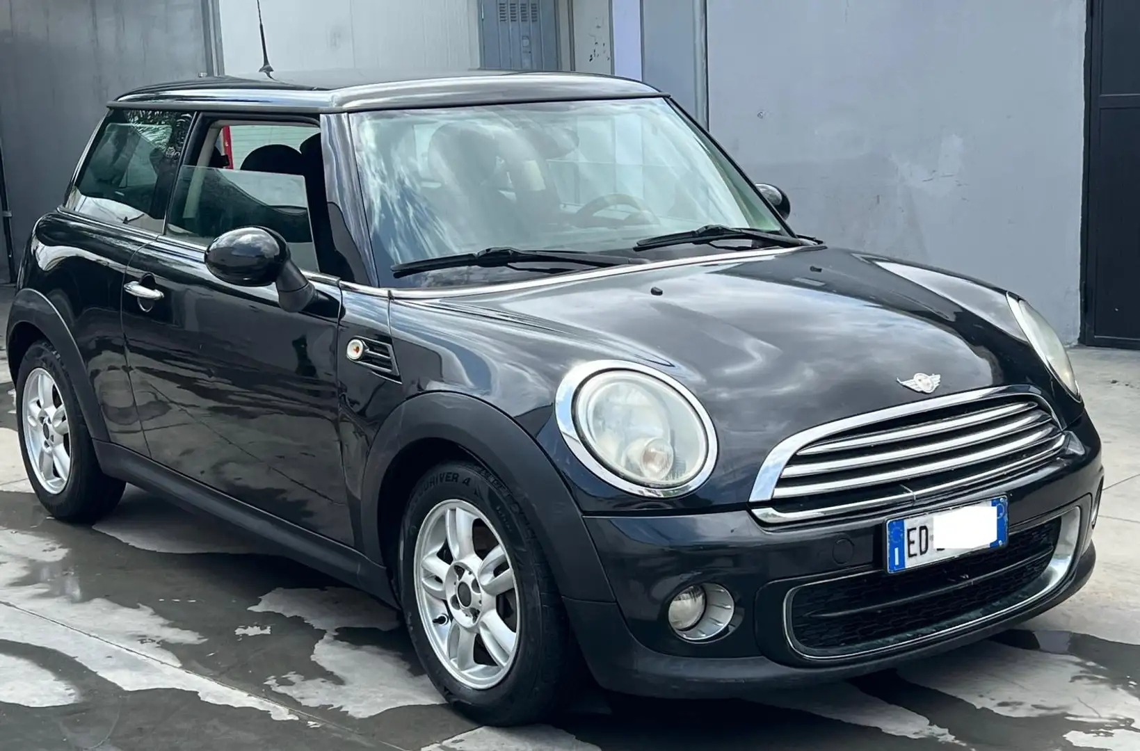 MINI Cooper D Coupe Mini Cooper 1.6 Diesel 90 Cavalli neopatentati Schwarz - 1