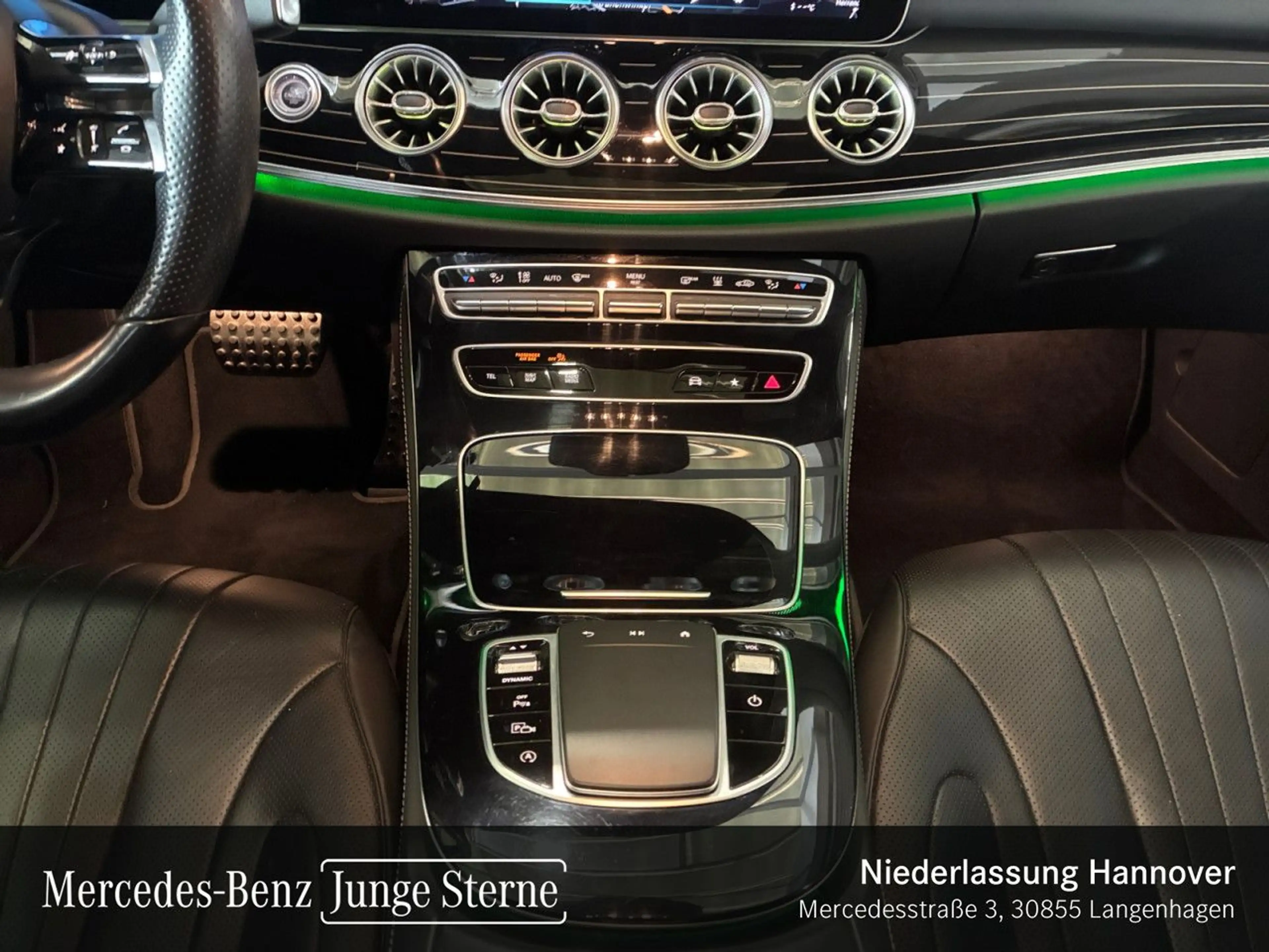 Mercedes-Benz CLS 400 d Cp. 4M AMG designo Fahrass WideScreen 9G — photo 15