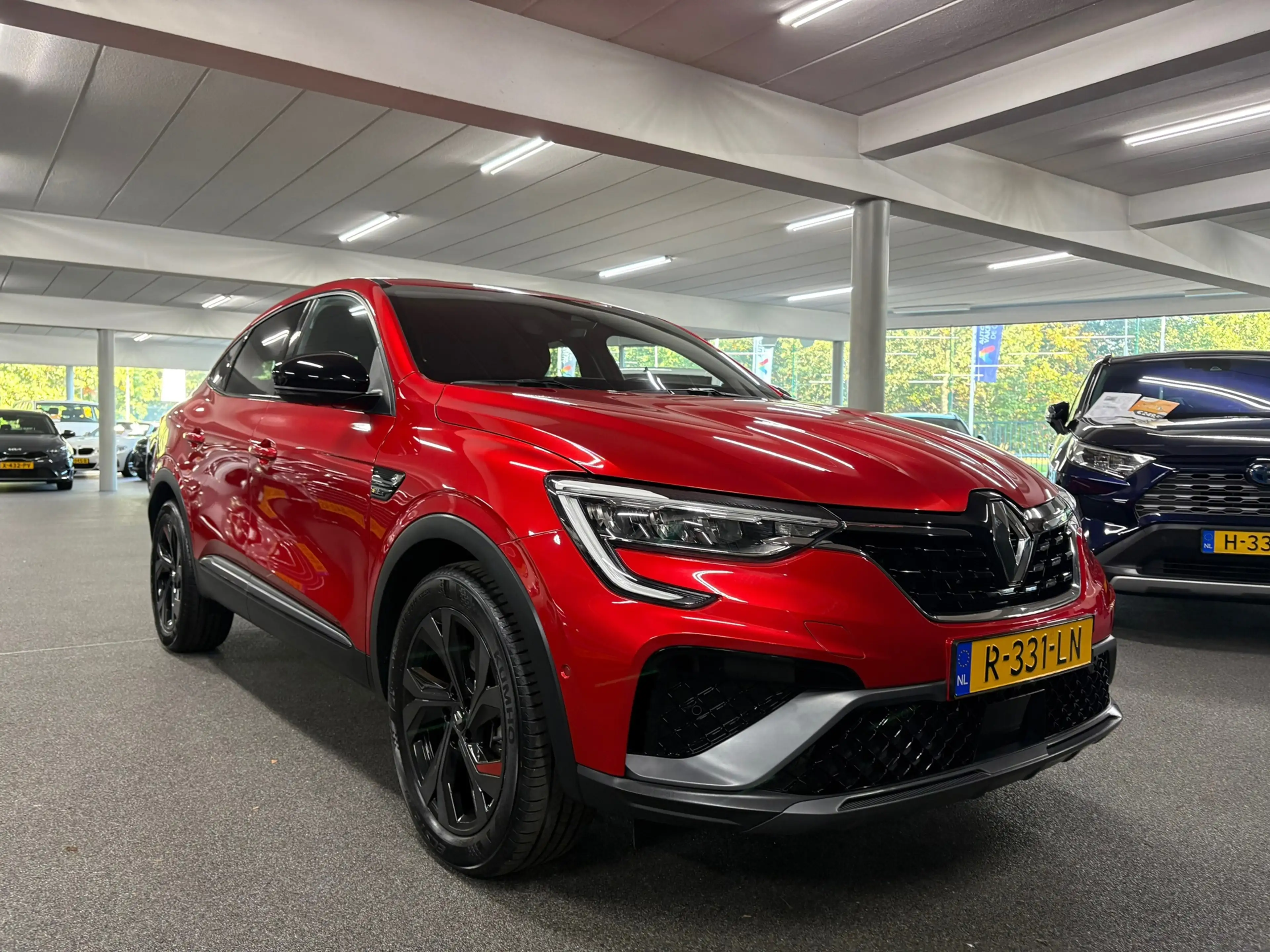 Renault Arkana 1.6 E-Tech Hybrid 145 R.S. Line/ NL auto/ Eerste e — photo 6