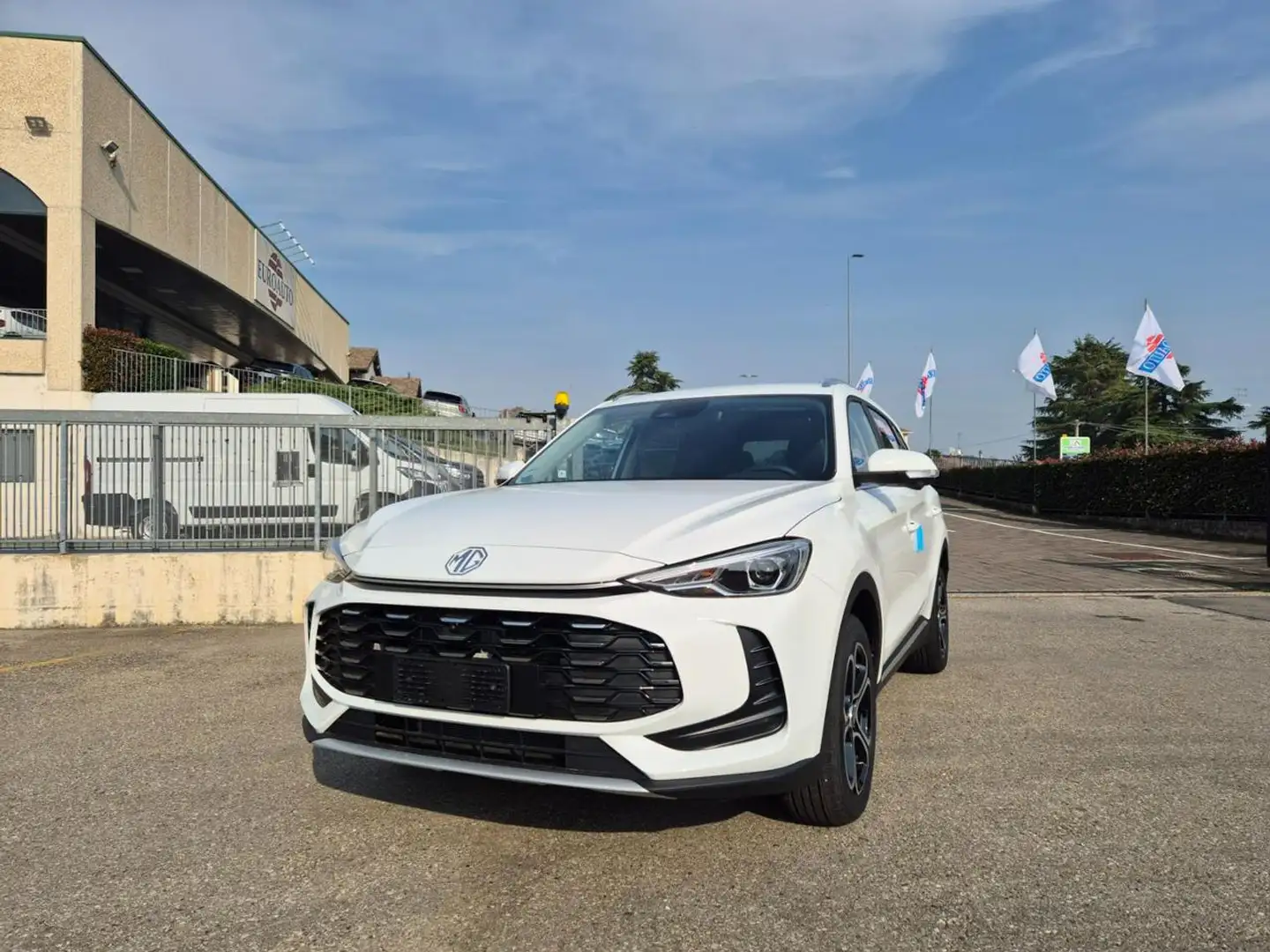 MG ZS 1.5 Comfort Blanc - 1