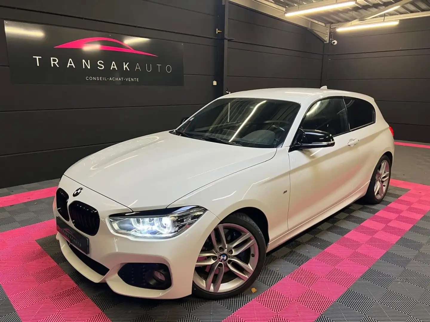 BMW 120 SERIE F20 LCI 120i 177 ch M Sport A Bianco - 1