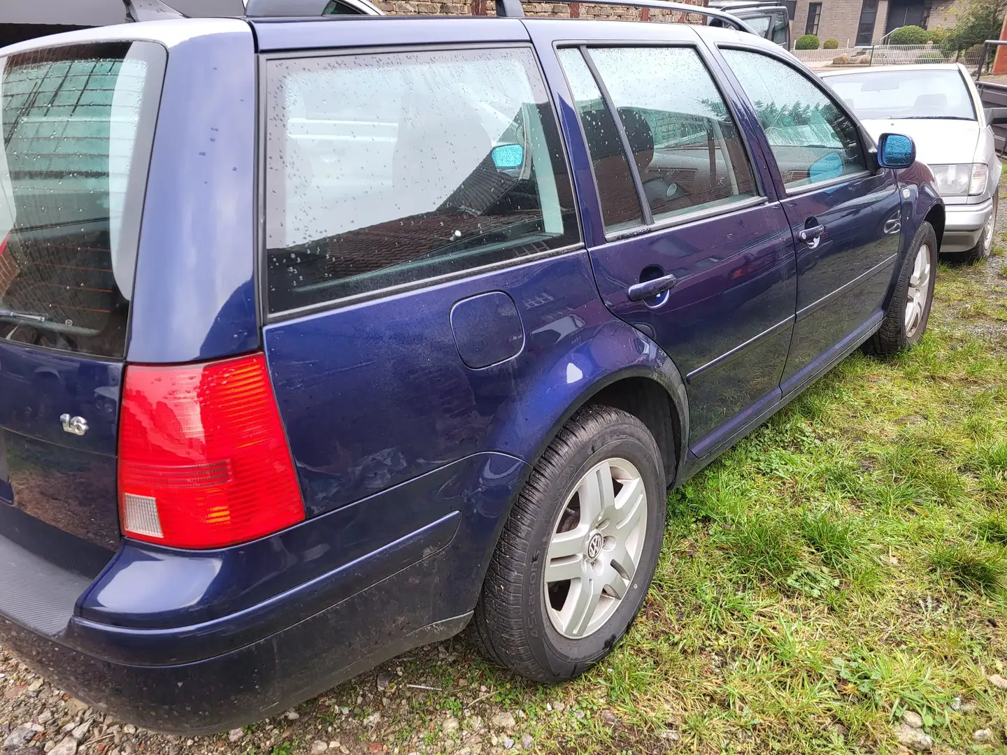 Volkswagen Bora Bora Variant Variant 1.6 Highline Blau - 1