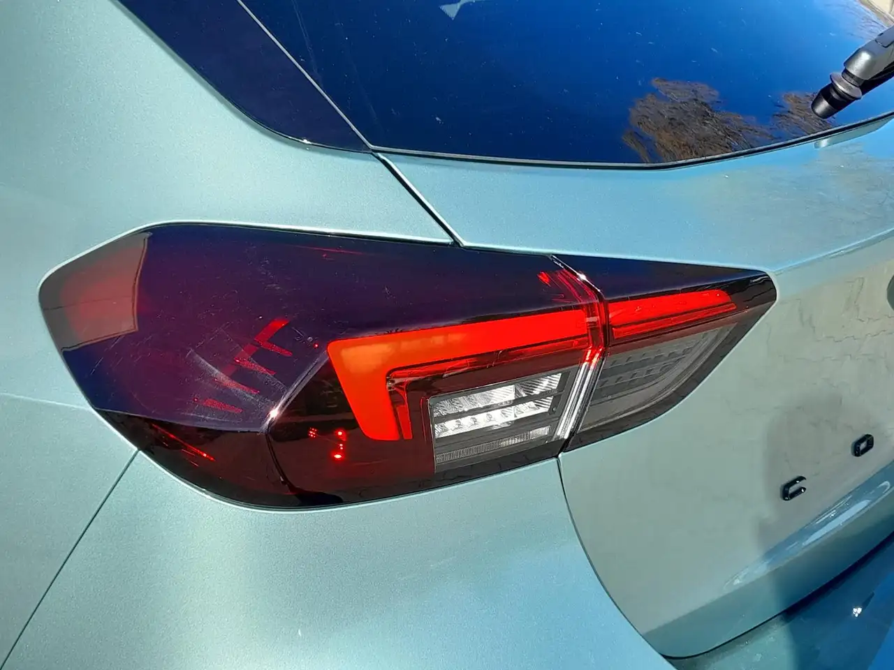 Opel Corsa F YES NAVI/APP~SHZ~LHZ~PDC~LED~DAB~ALU~GRA 12