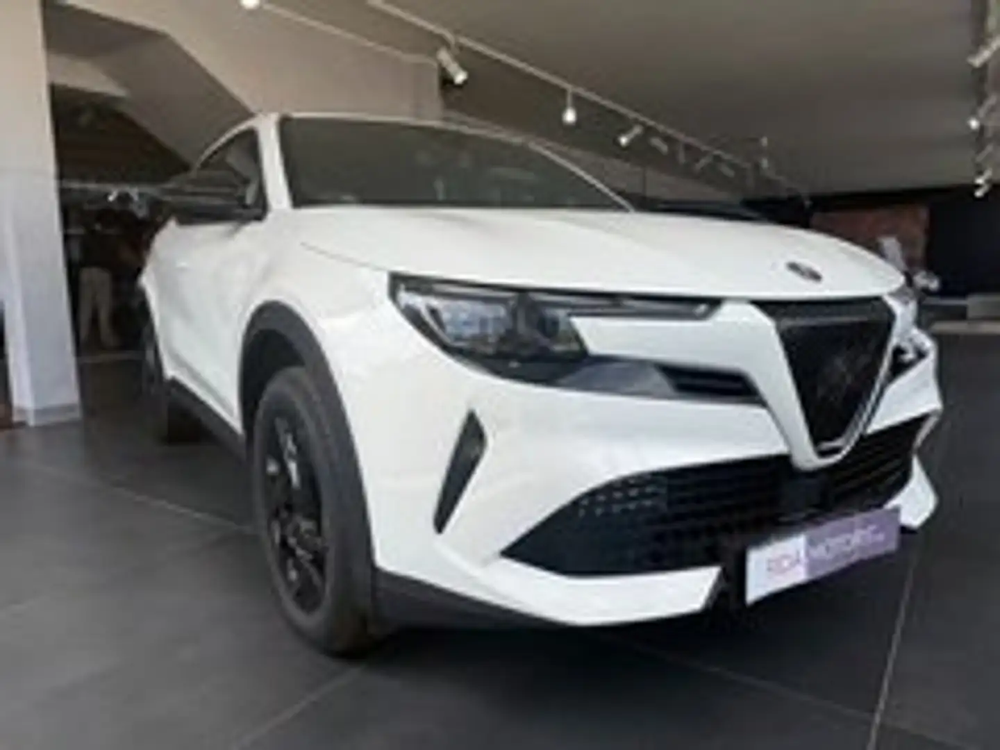 Alfa Romeo Junior Junior 1.2 145CV Hybrid 1831 Blanco - 1