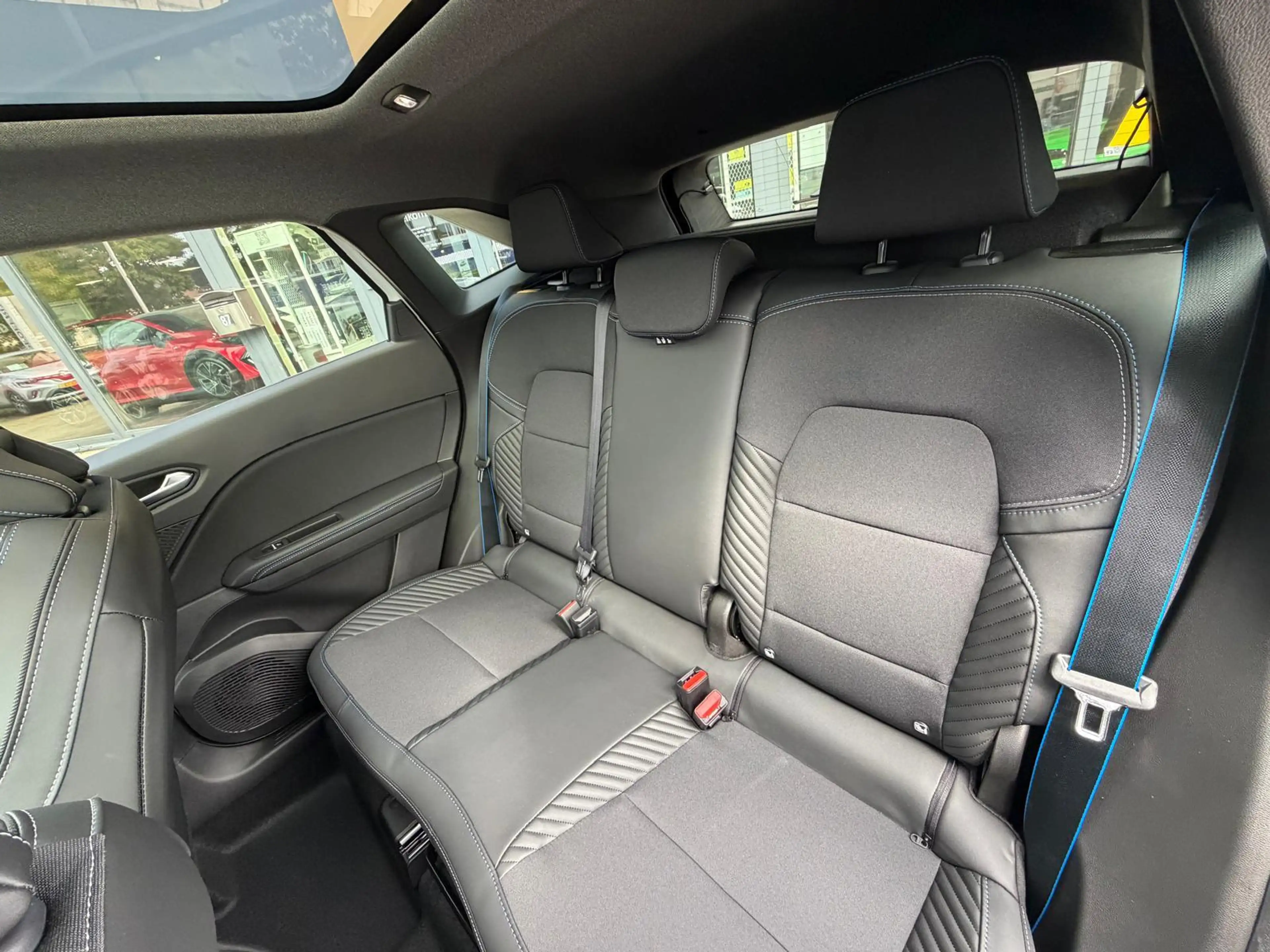 Renault Symbioz Esprit Alpine Full Hybrid E-Tech 160 l € 5.427 voo — photo 11