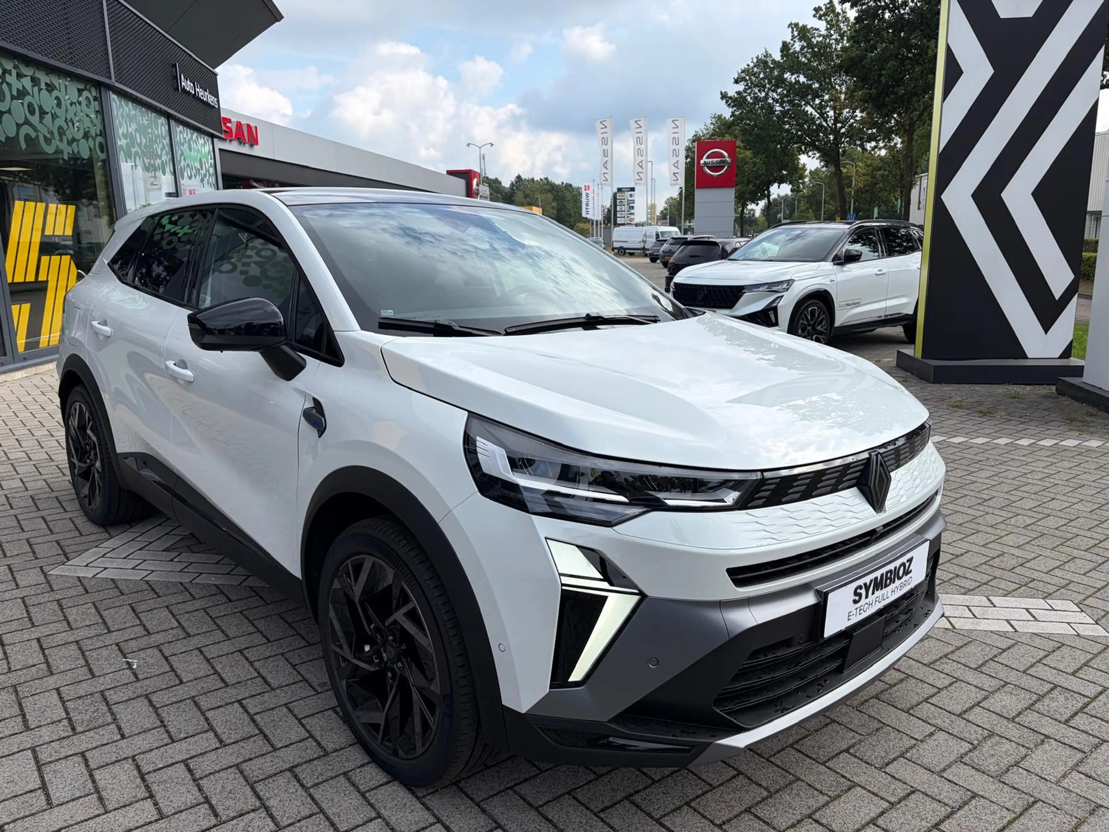 Renault Symbioz Esprit Alpine Full Hybrid E-Tech 160 l € 5.427 voo — photo 3