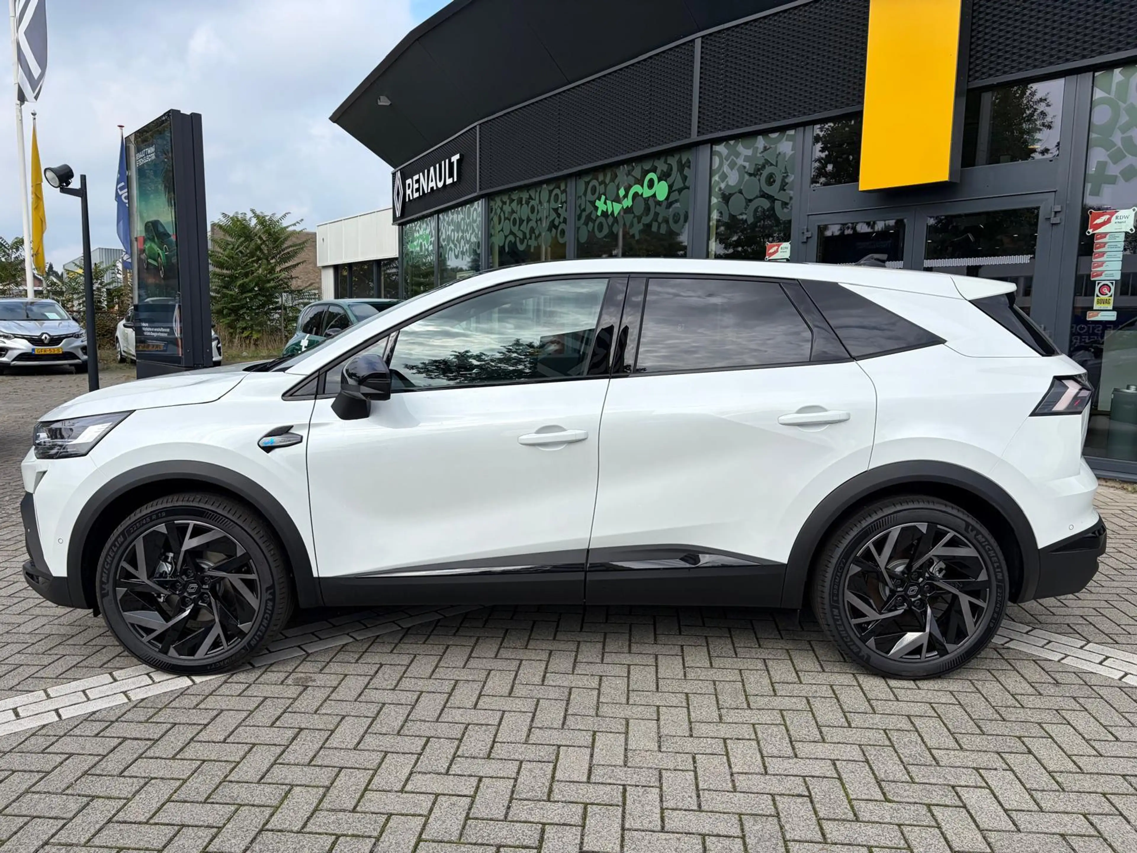 Renault Symbioz Esprit Alpine Full Hybrid E-Tech 160 l € 5.427 voo — photo 7