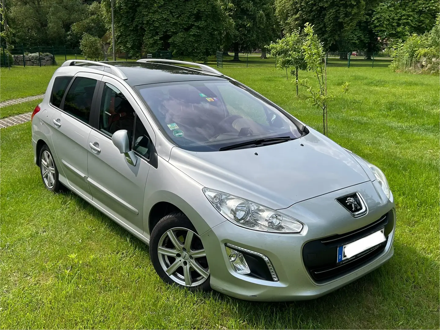 Peugeot 308 SW e-HDi FAP 110 Stop&Start Active - 1