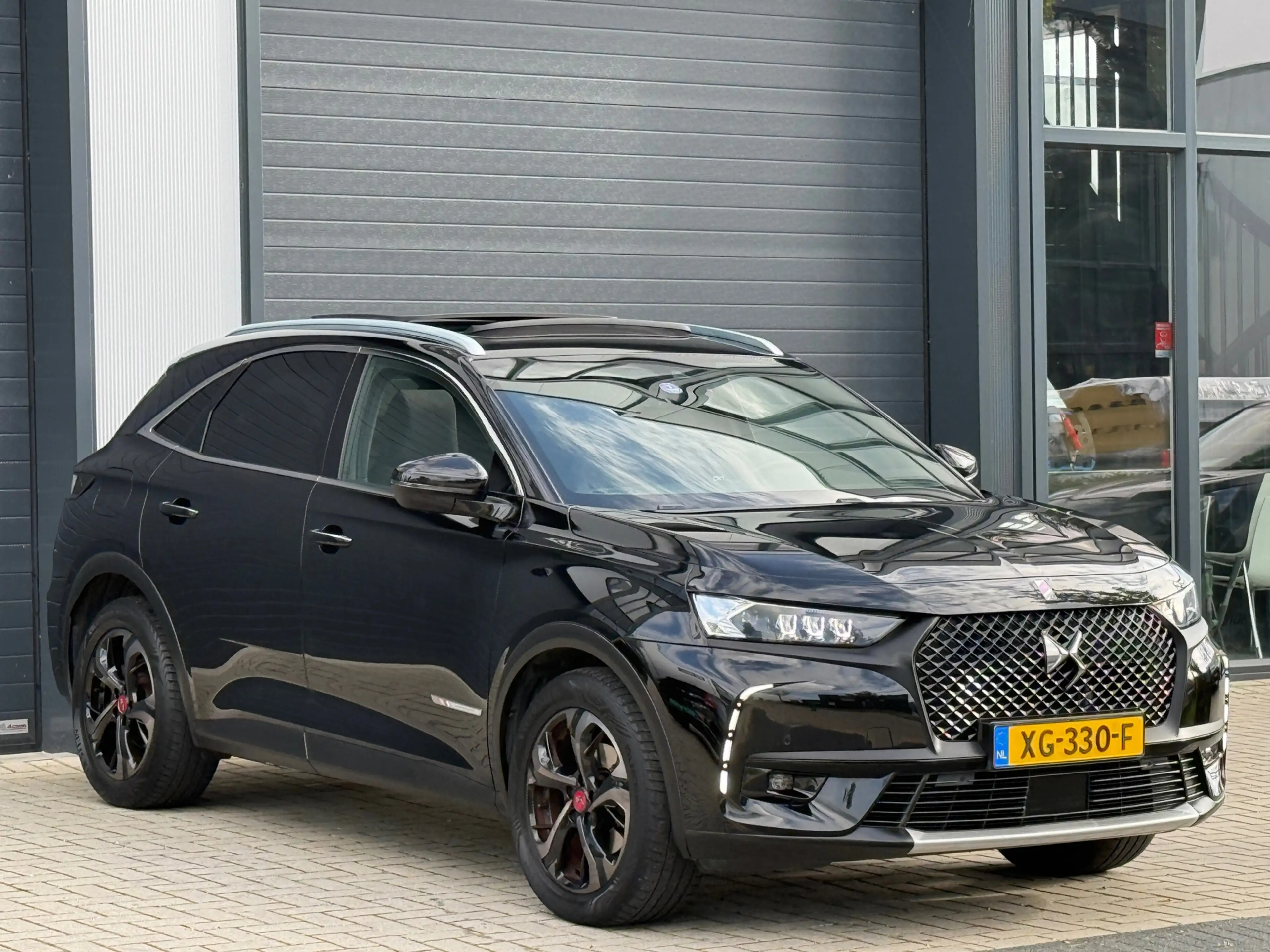 DS Automobiles DS 7 Crossback 1.6 PureTech Performance Line / LEUKE OPTIES — photo 13