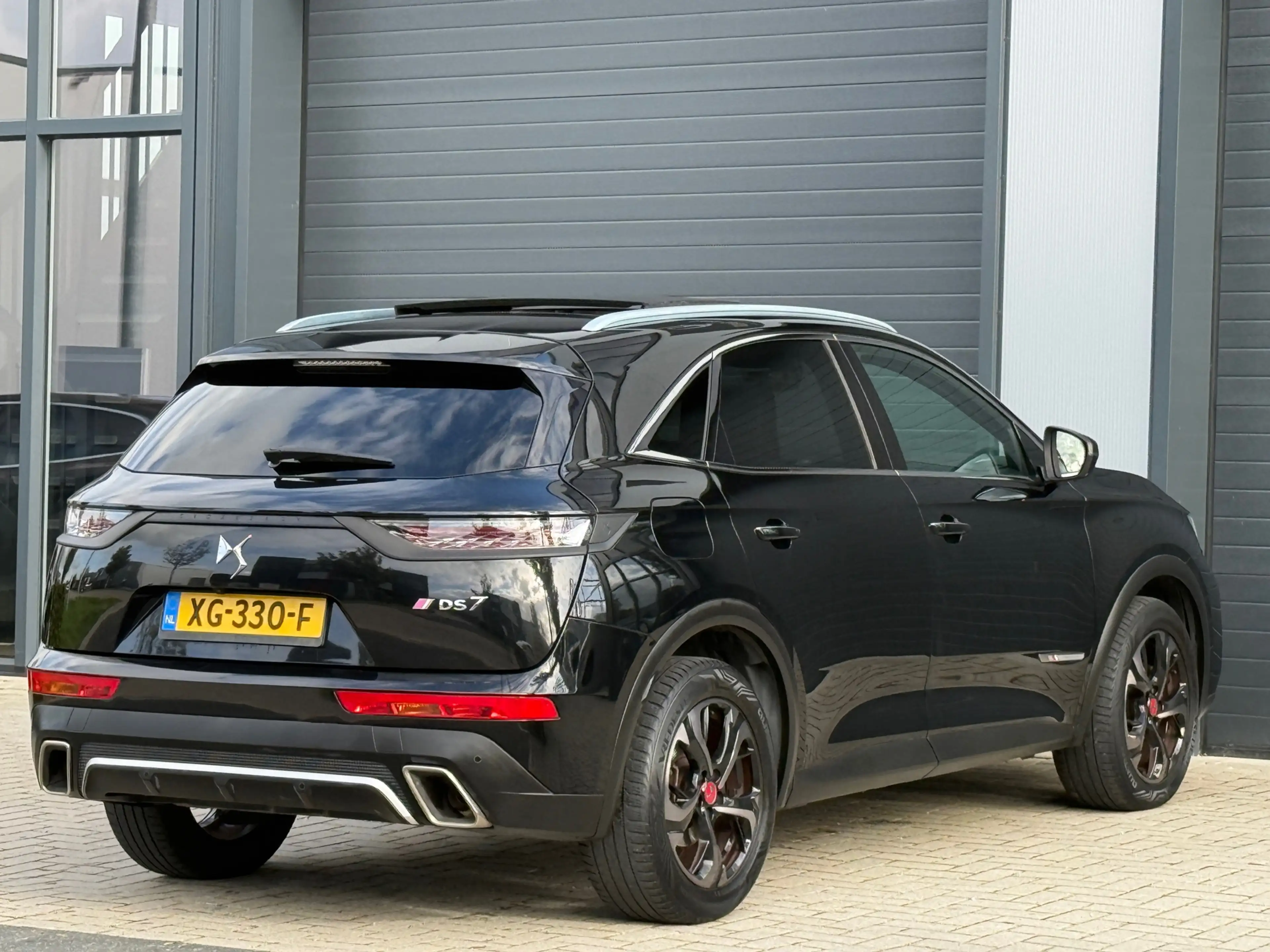 DS Automobiles DS 7 Crossback 1.6 PureTech Performance Line / LEUKE OPTIES — photo 9