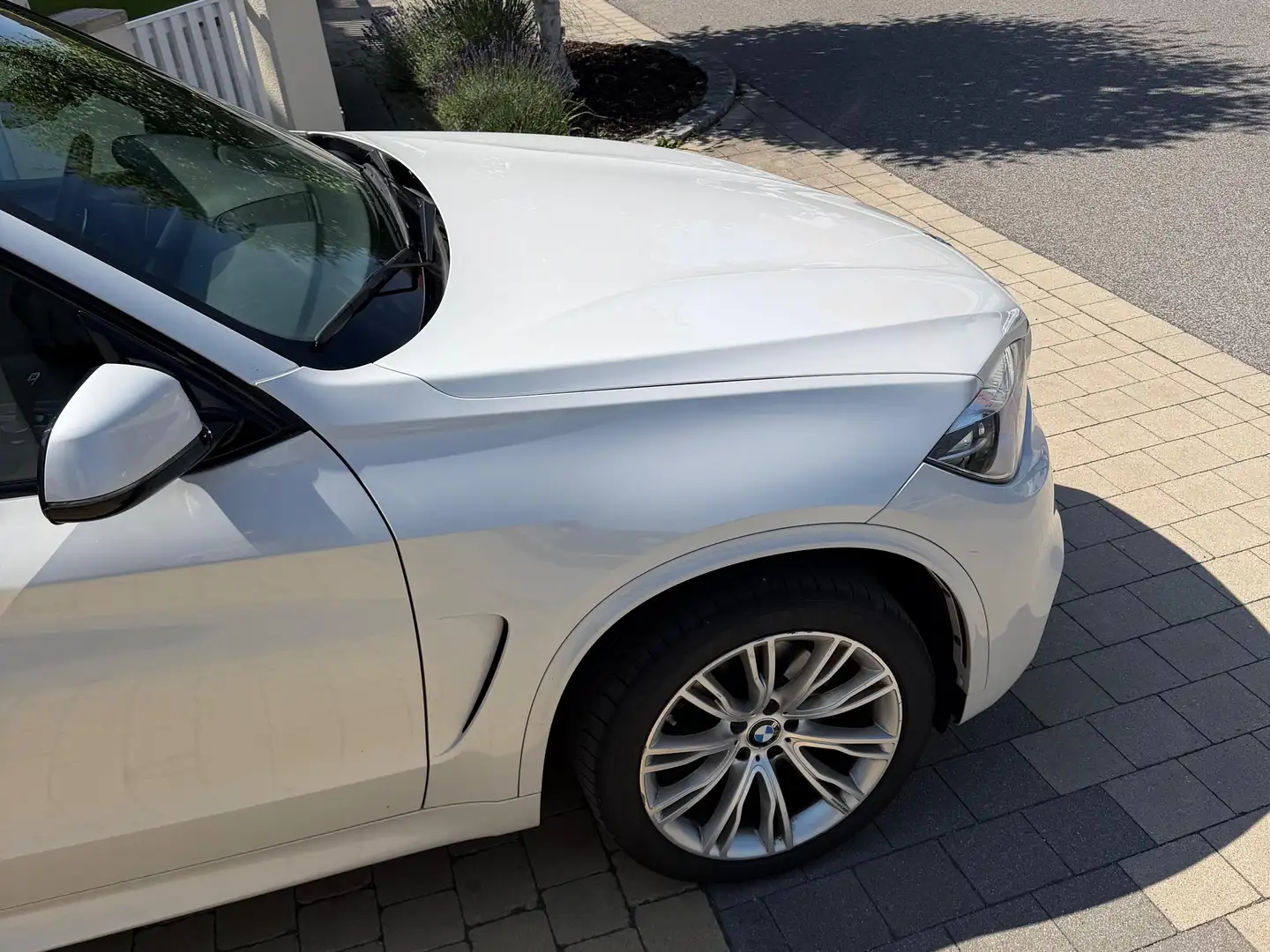 BMW X5 Hybrid 40e Weiß - 2