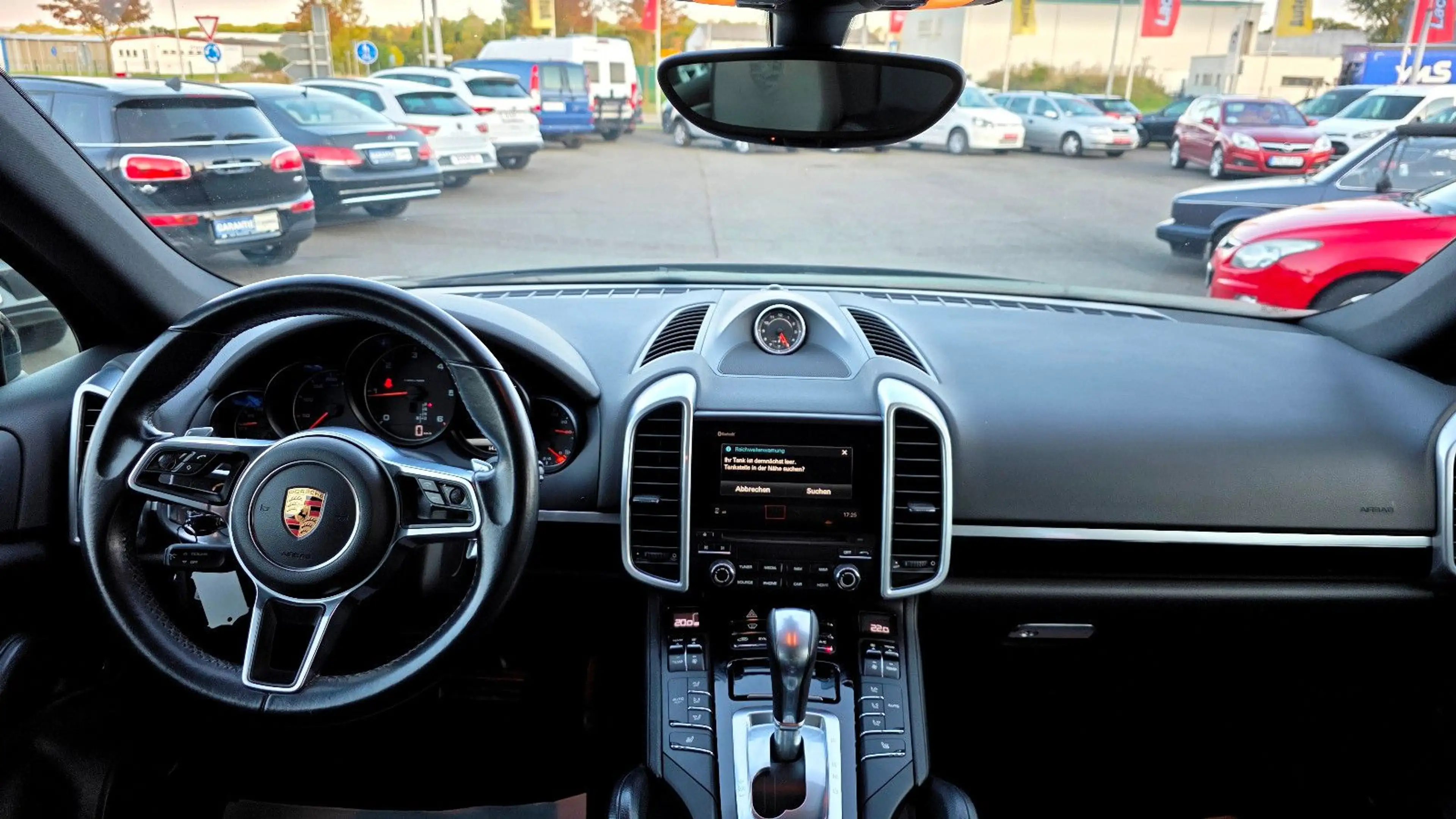 Porsche Cayenne Diesel Platinum Edit. 1.Hand/Pano./StdHz — photo 11