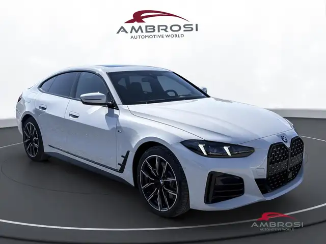 BMW 4 Series view 2
