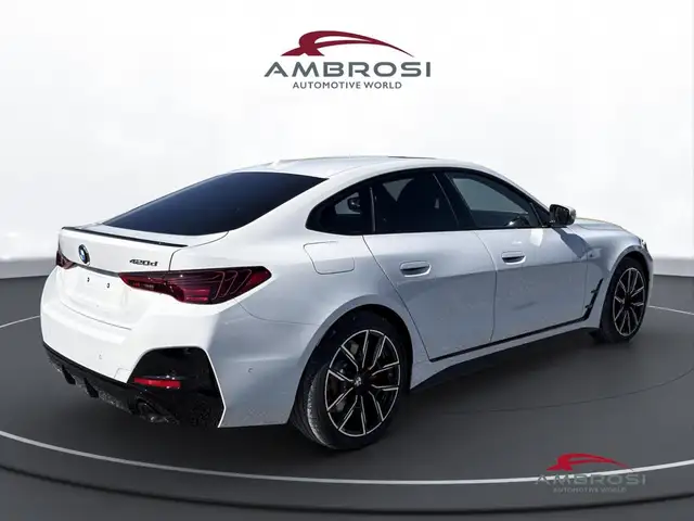 BMW 4 Series view 3