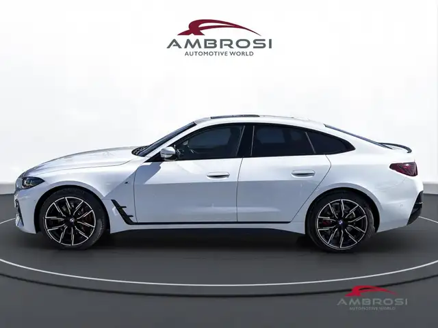 BMW 4 Series view 6