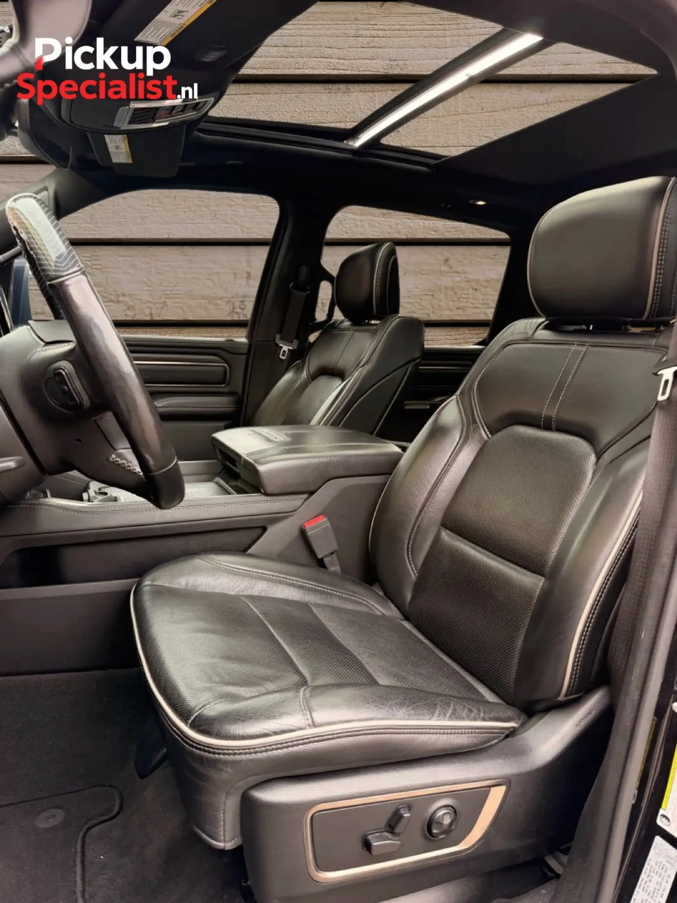 Dodge RAM 1500 5.7 V8 4x4 Crew Cab Limited , WIDE BODY , FUS — photo 6