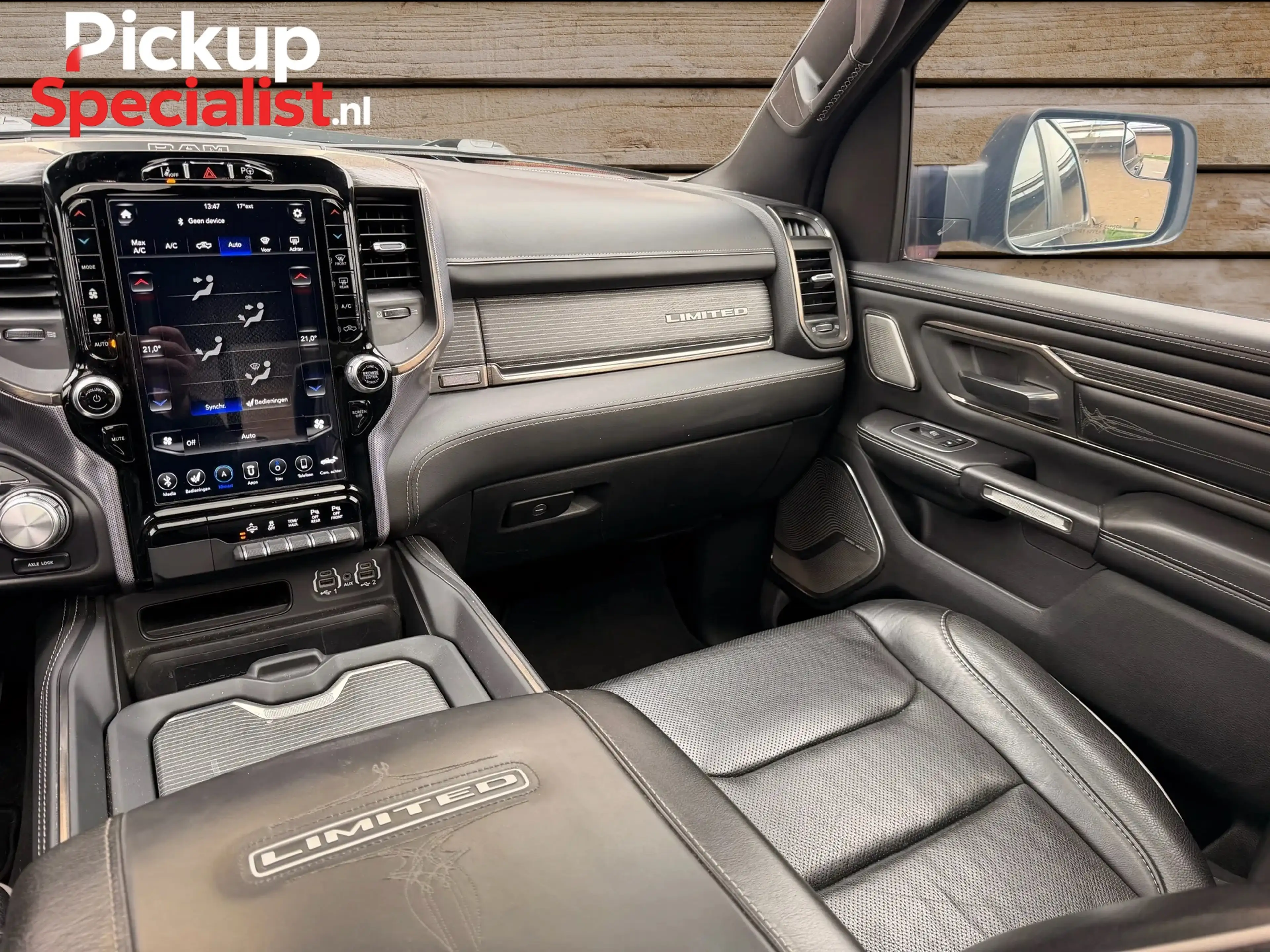 Dodge RAM 1500 5.7 V8 4x4 Crew Cab Limited , WIDE BODY , FUS — photo 4