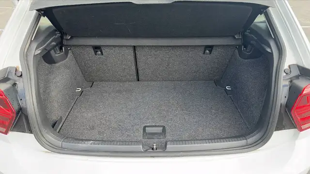 Volkswagen Polo view 14