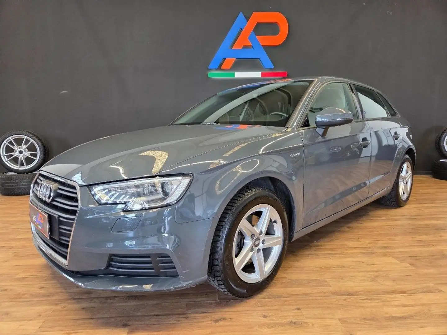Audi A3 SPB 1.4 TFSI g-tron Business 'IVA INCL.' Grigio - 1