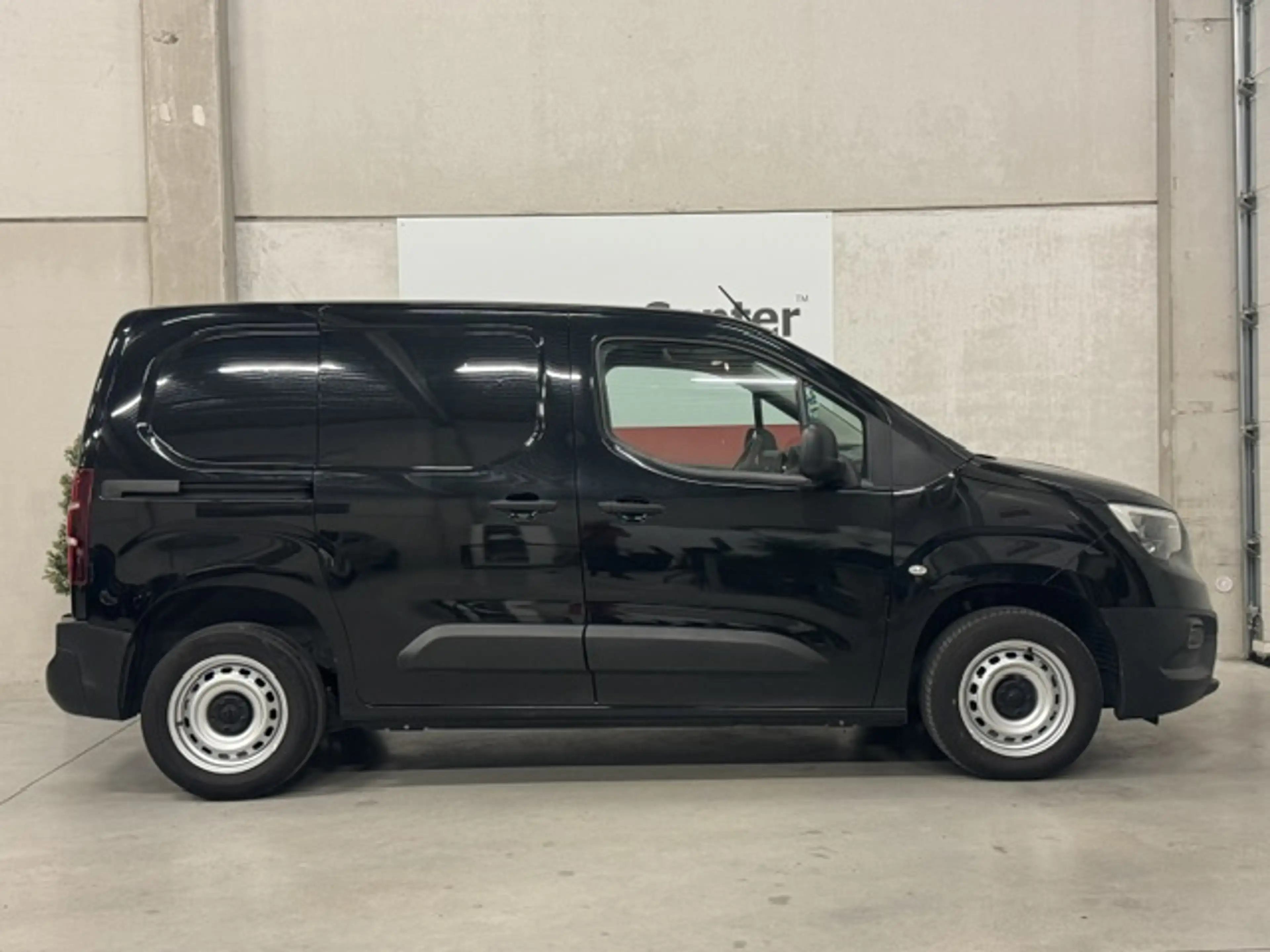 Opel Combo 1.5 TD Lichte vracht Zwart metallic-Airco-Pdc-DAB-1Ste eigenaar- BTW Inclusief — photo 7
