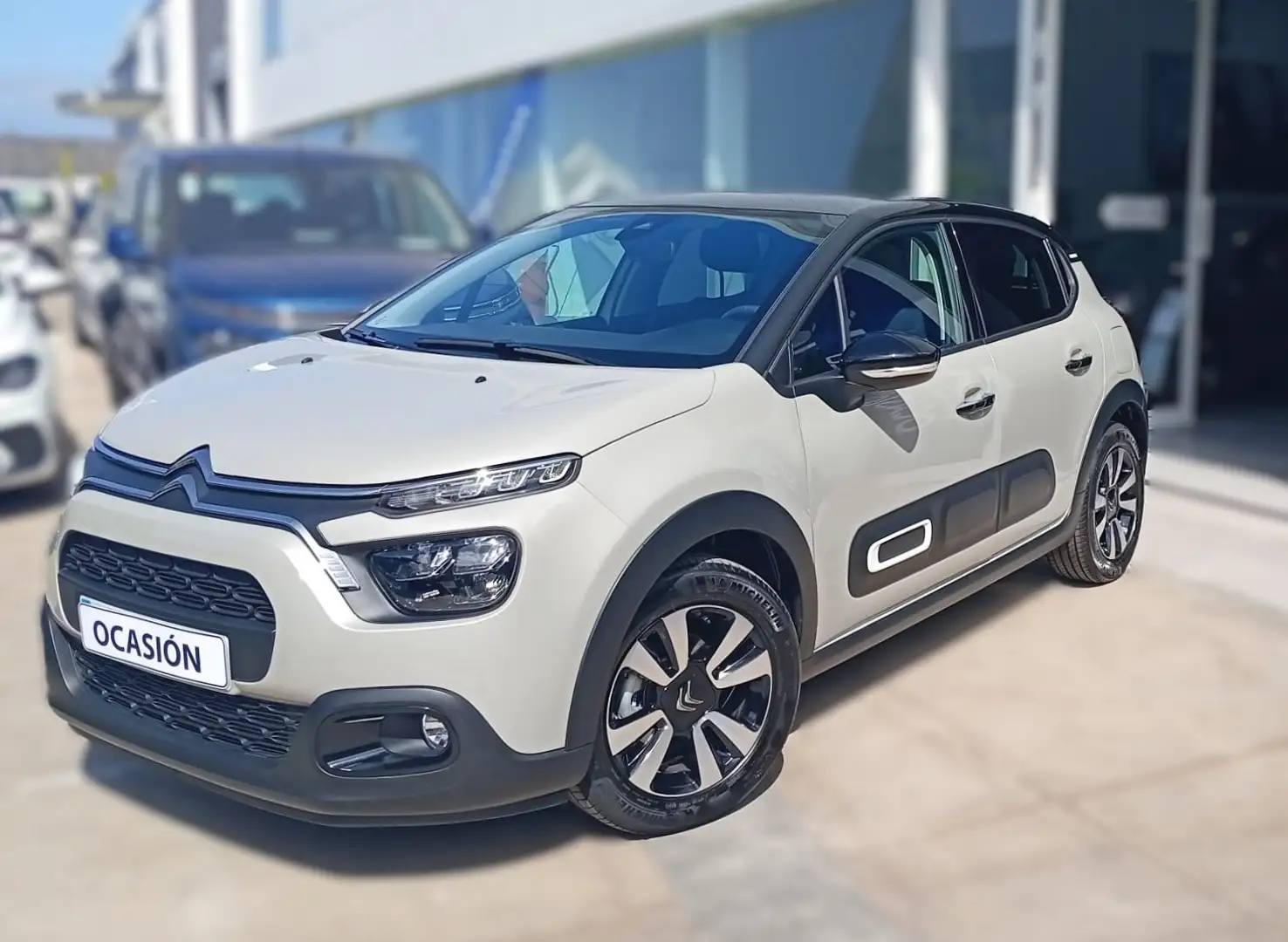 Citroen C3 PureTech 60KW (83CV) Plus Beige - 2