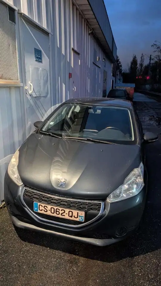 Peugeot 208 1.0 68 CV