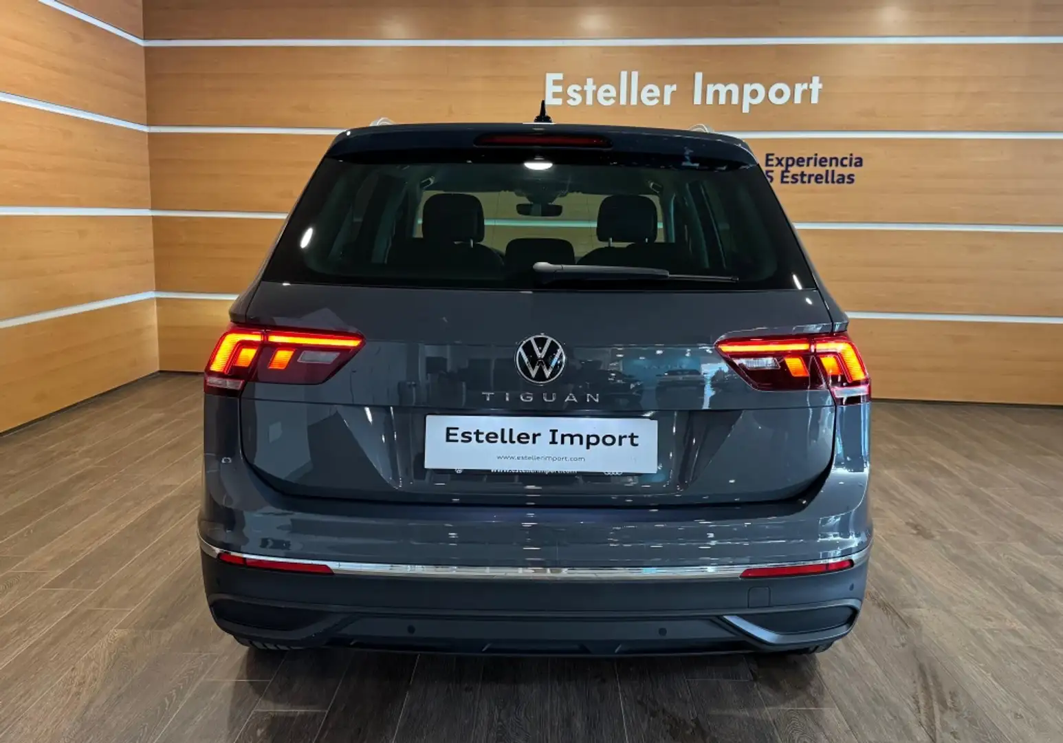 Volkswagen Tiguan 1.5 eTSI Life DSG 110kW Gris - 2