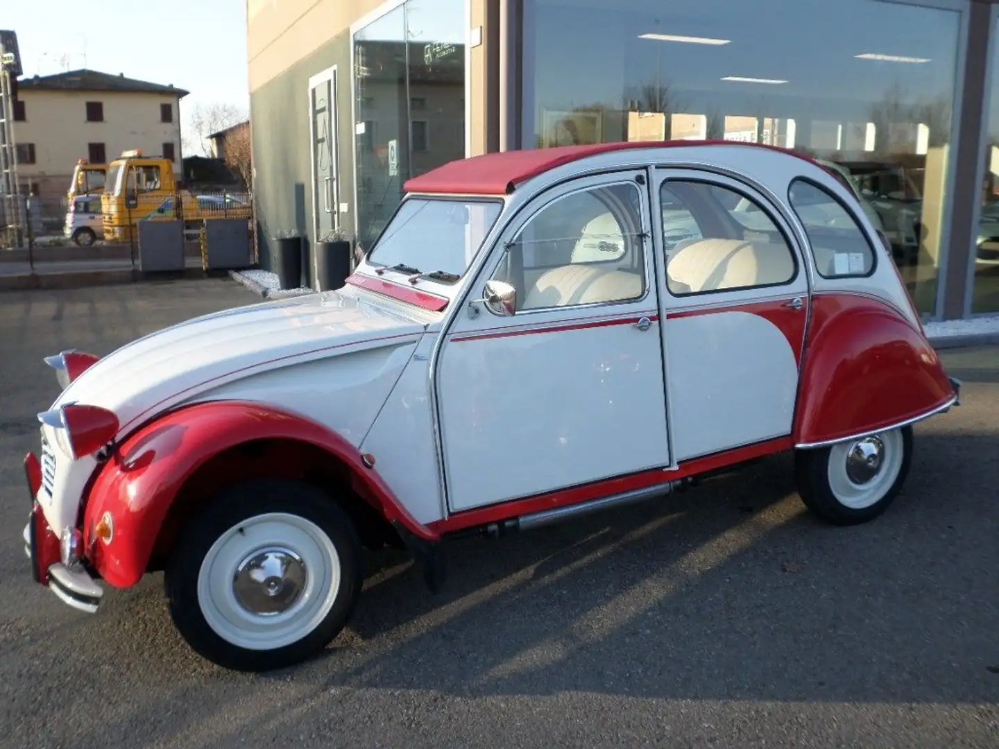 Citroen 2CV 6 Dolly Rouge - 2
