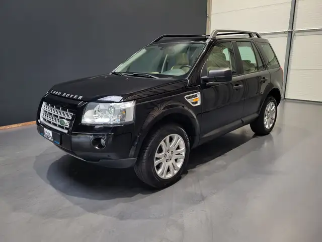 Land Rover Freelander 2.2Td4 HSE *Leder| Navi| AHK*
