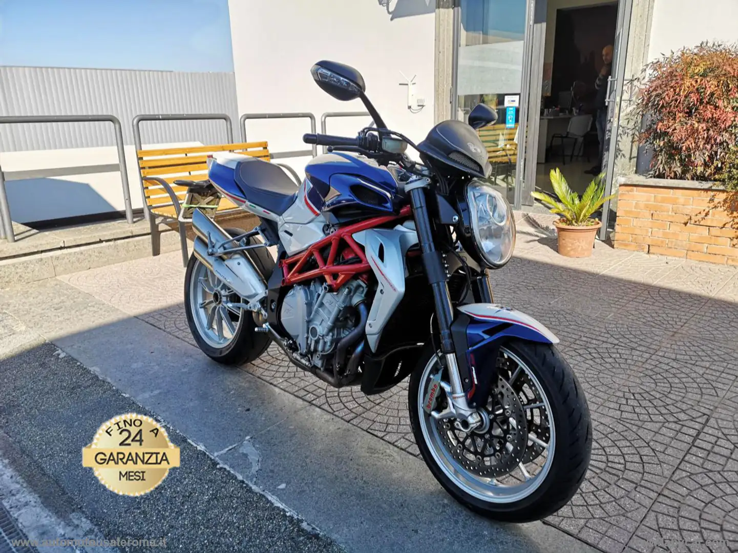 MV Agusta Brutale 1090 Brutale 1090 RR ABS PROMO WEB Bleu - 2