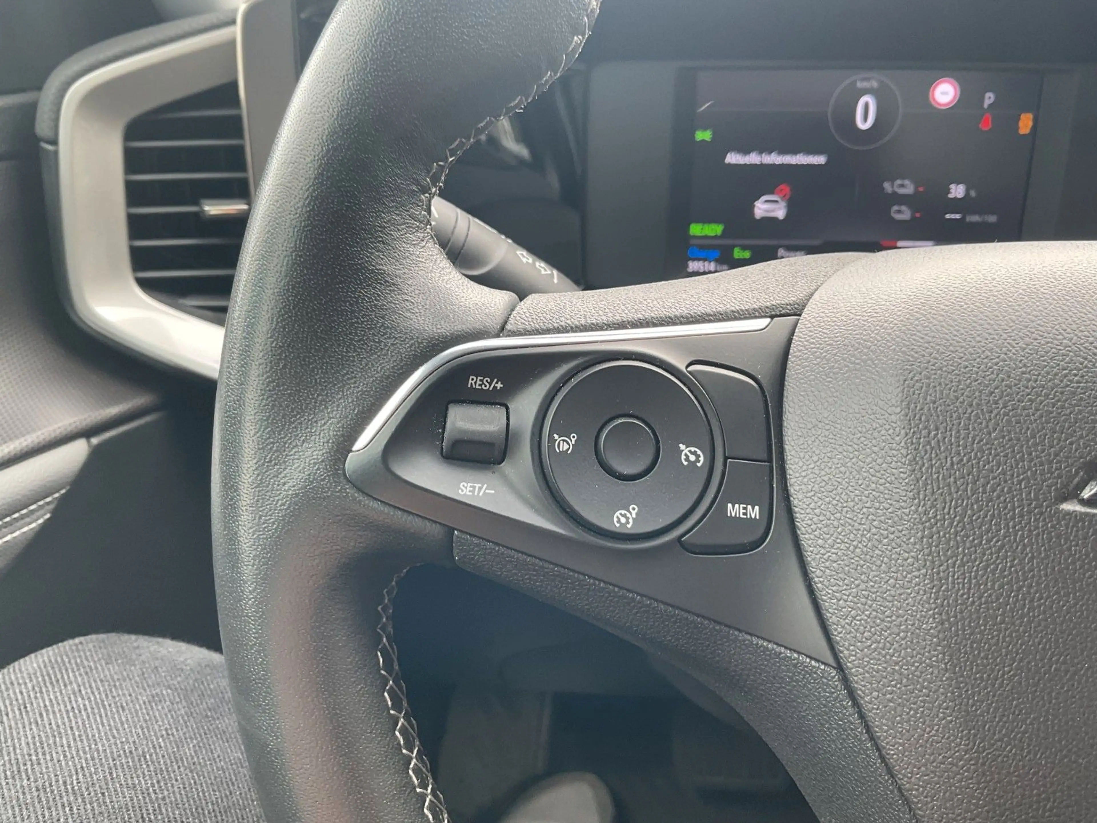 Opel Mokka-E Mokka e Elegance LED Navi Kamera Tempomat — photo 12
