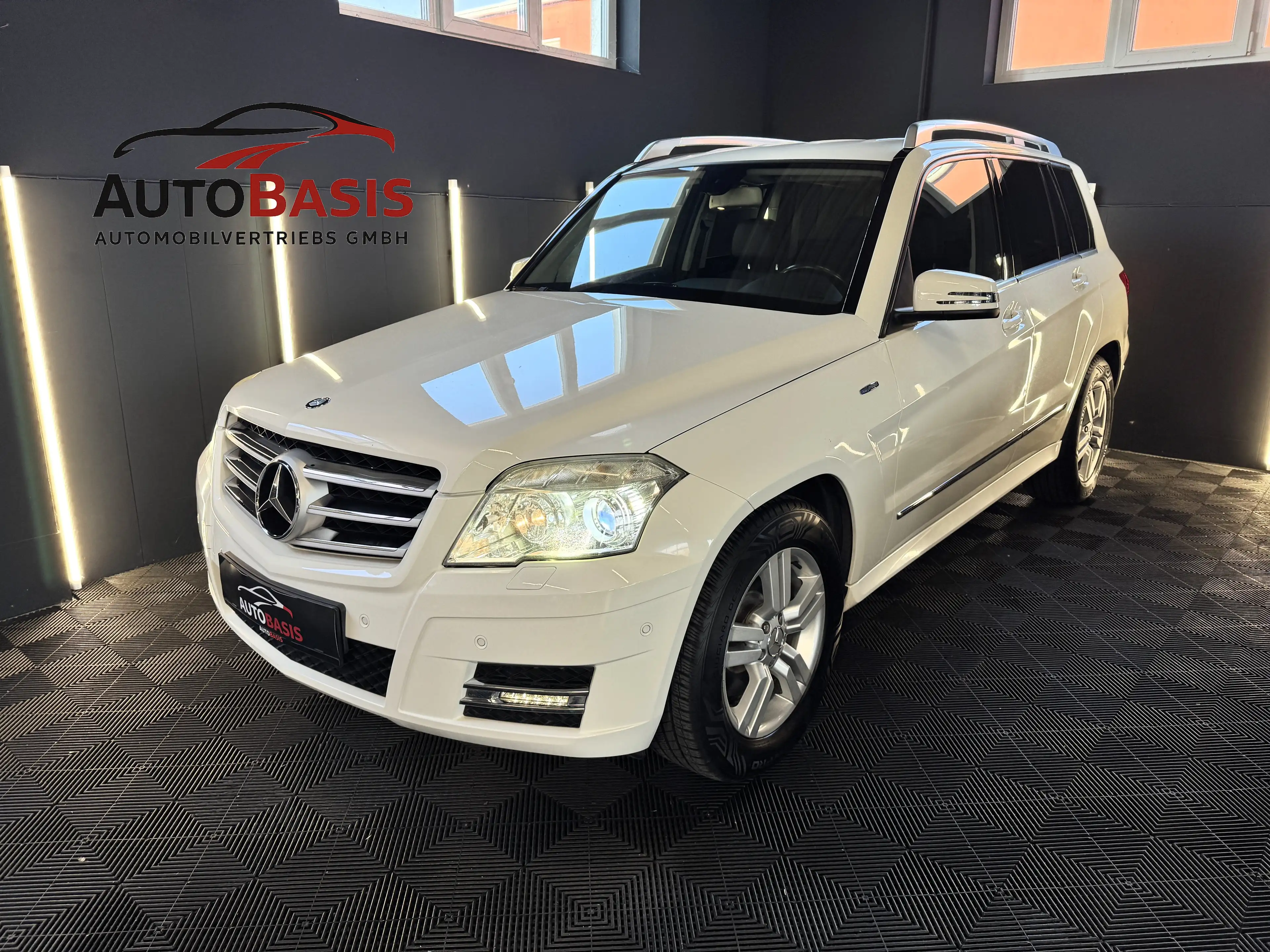 Mercedes-Benz GLK 220 GLK 220 CDI 4Matic Erstbesitz/Bi-Xenon/Sport-Paket