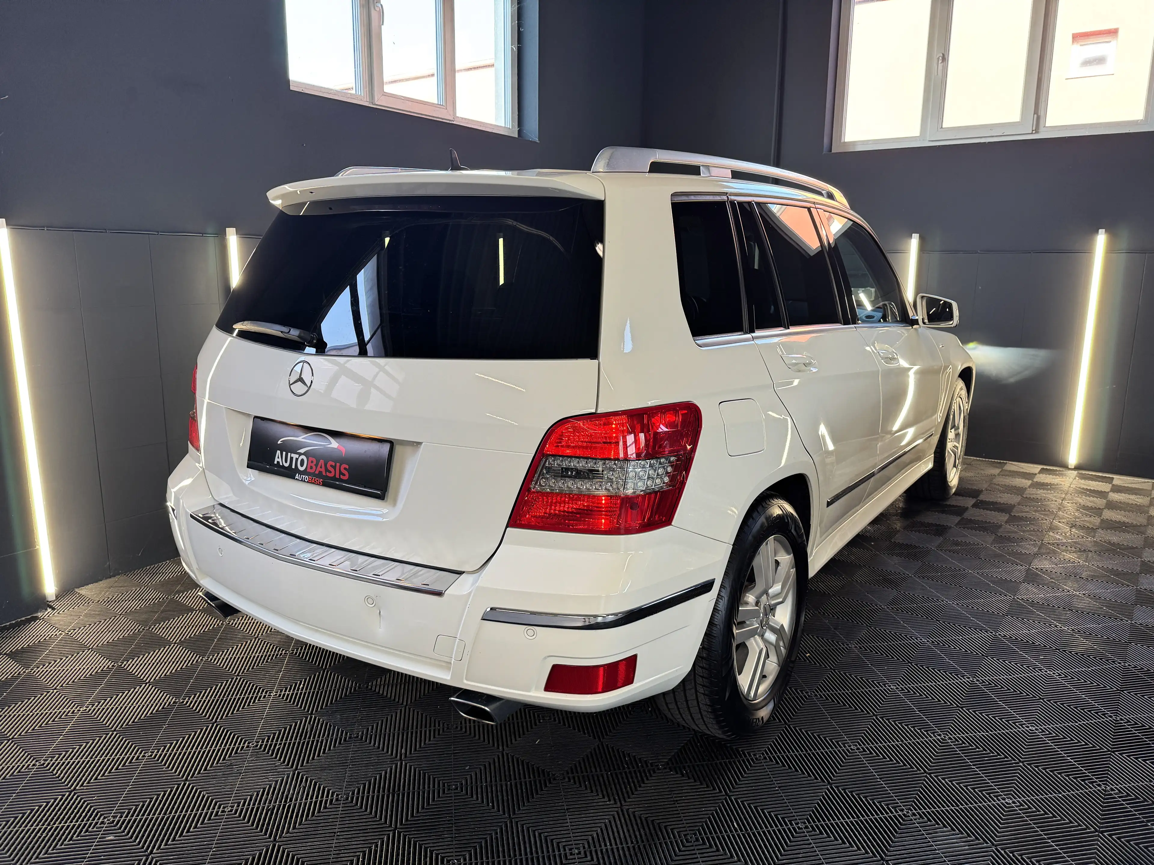 Mercedes-Benz GLK 220 GLK 220 CDI 4Matic Erstbesitz/Bi-Xenon/Sport-Paket — photo 10