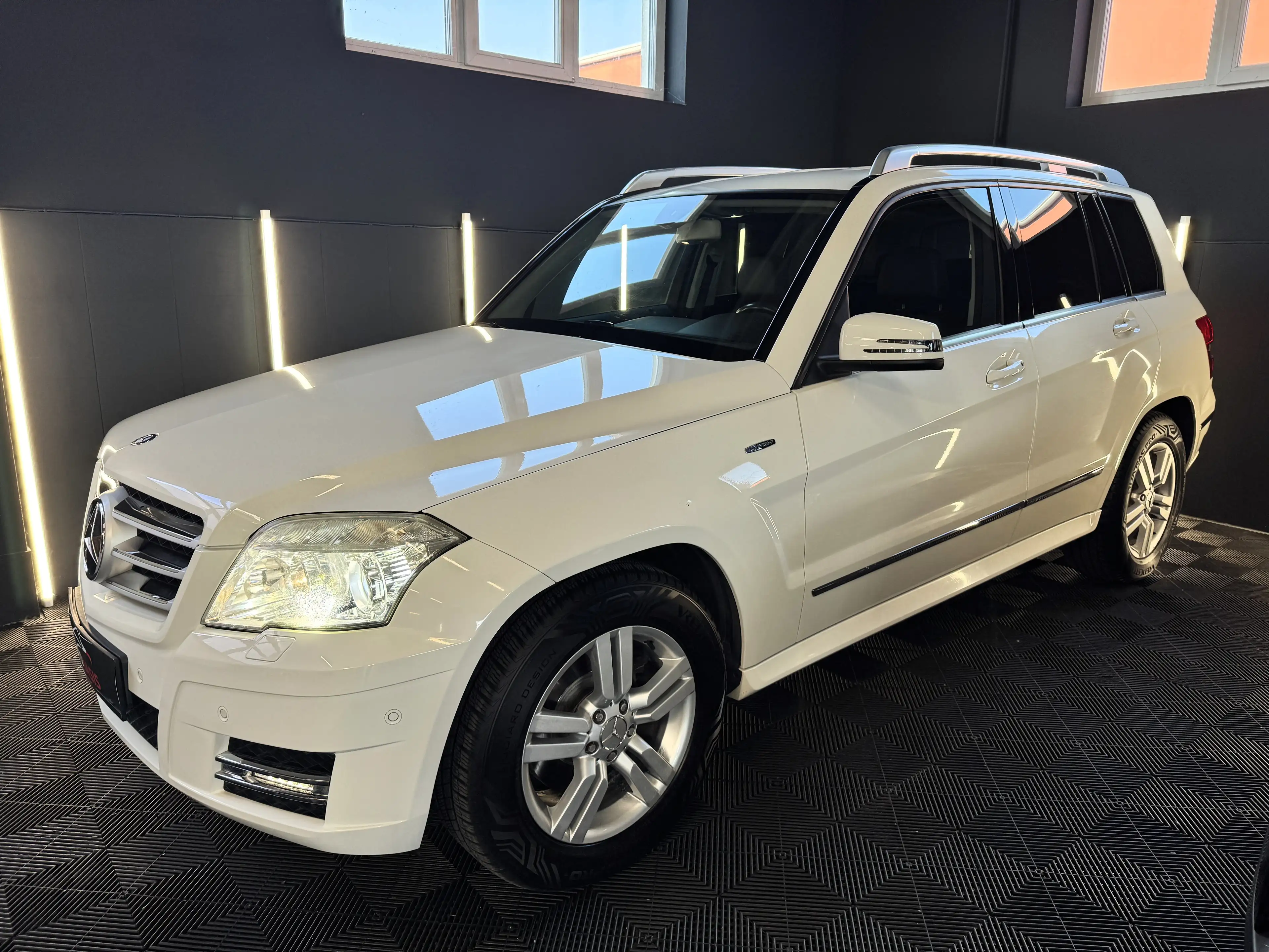 Mercedes-Benz GLK 220 GLK 220 CDI 4Matic Erstbesitz/Bi-Xenon/Sport-Paket — photo 2