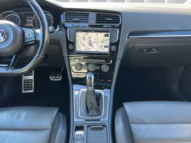 Volkswagen Golf view 15