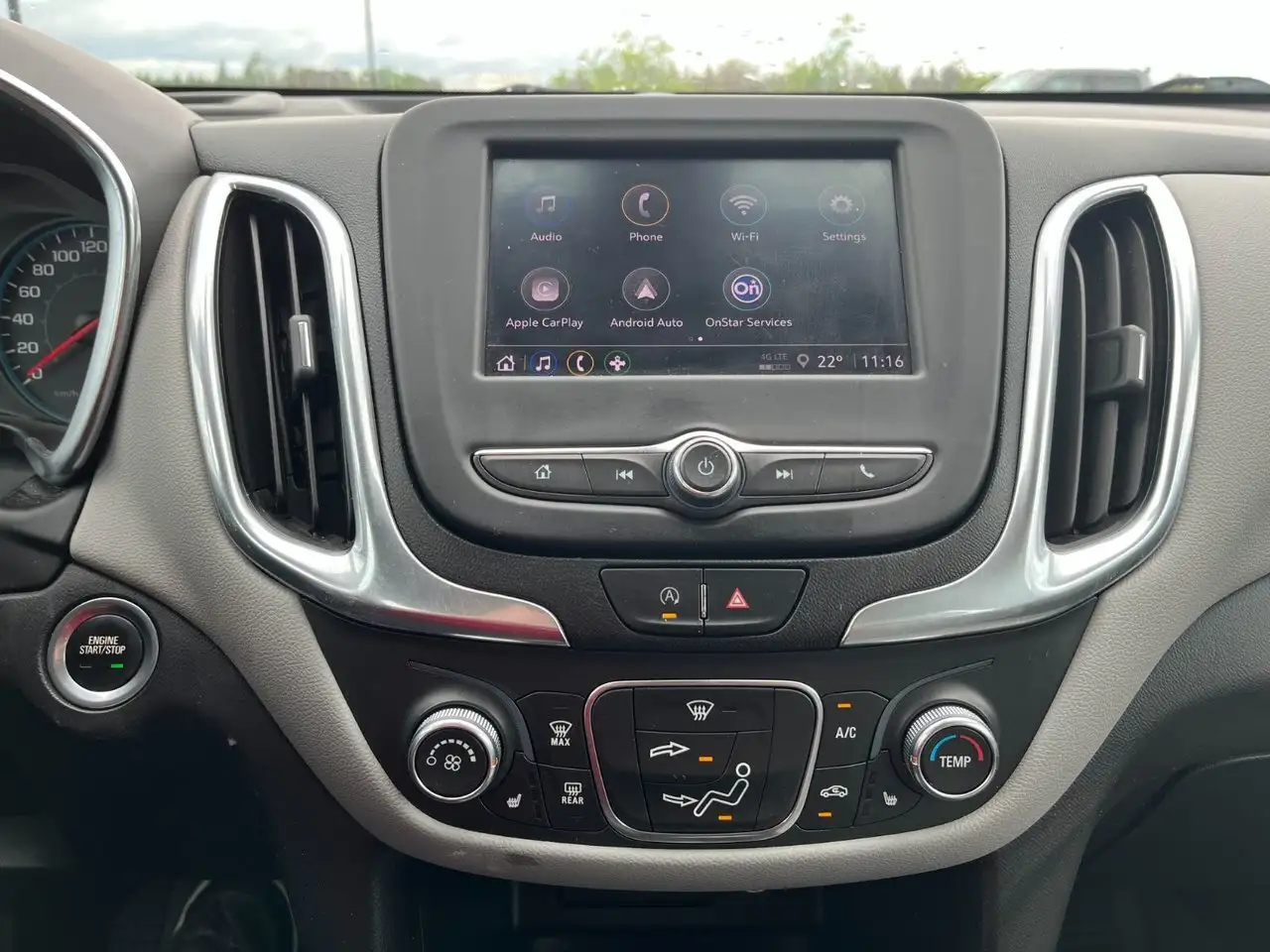 Chevrolet Equinox снимка Chevrolet Equinox